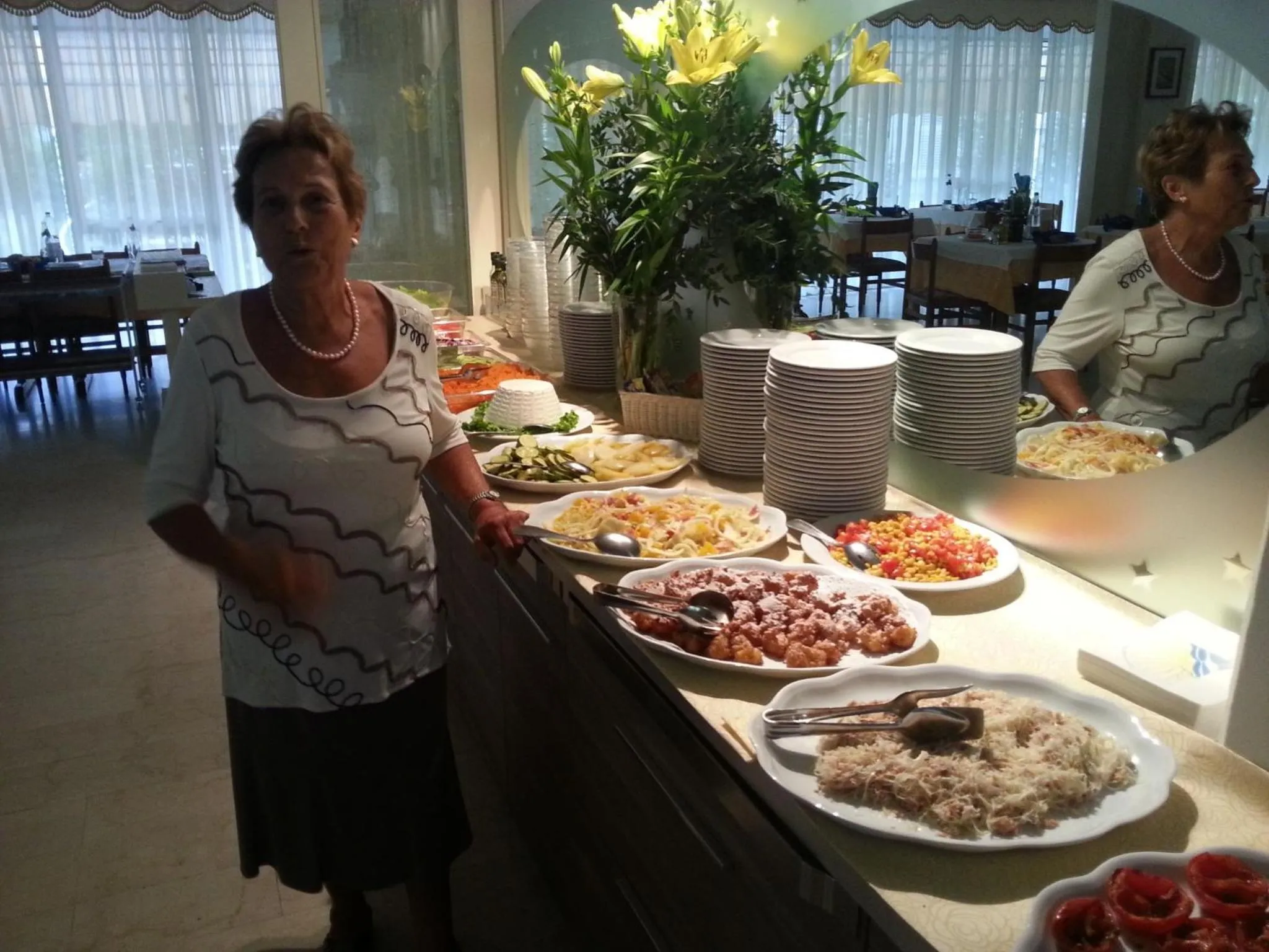 Restaurant/places to eat in Hotel Donatello