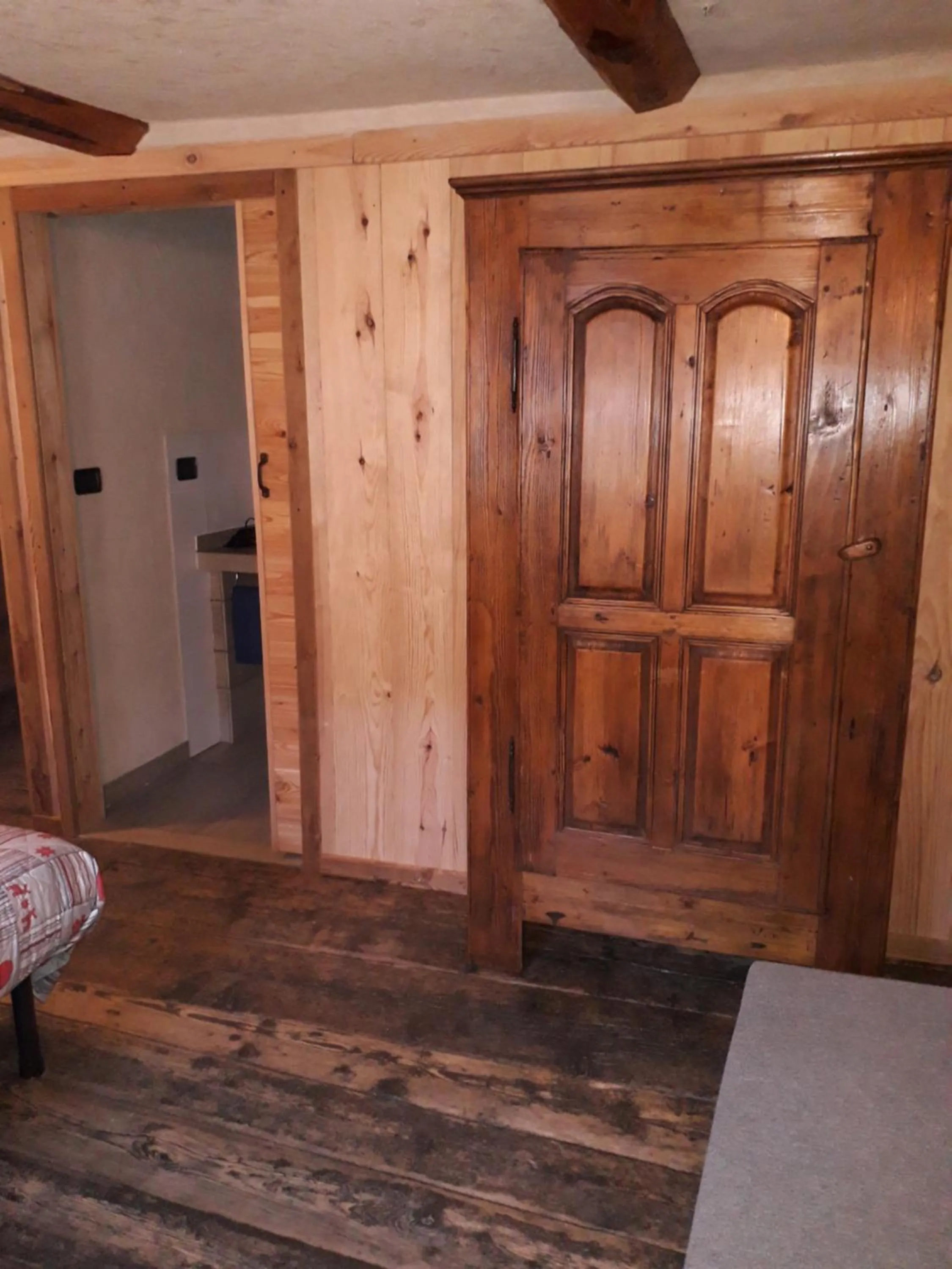 wardrobe in Osteria l'iero d'Eima'