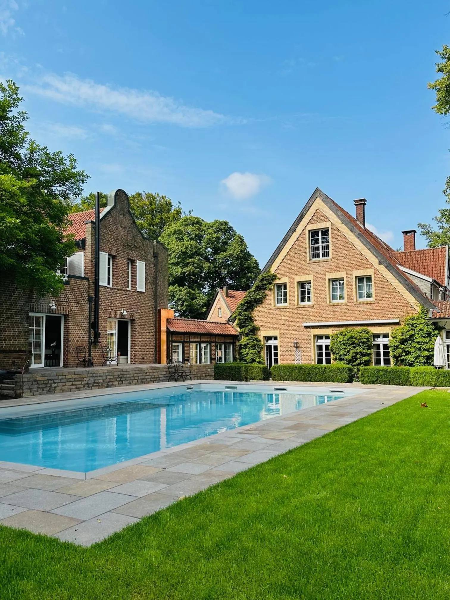 Swimming pool in Landhaus Eggert