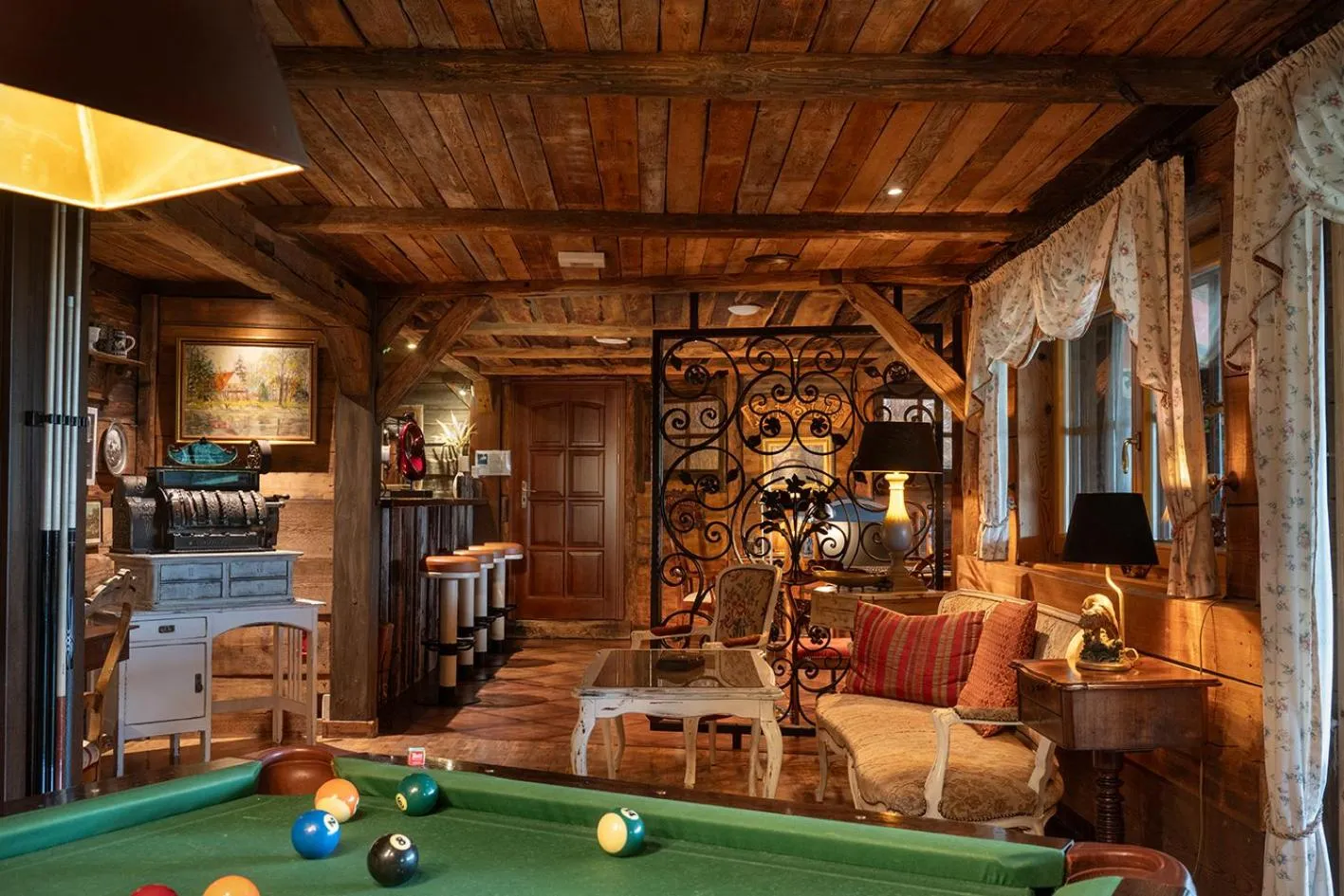 Lounge or bar in Wellnesshotel Seeschlößchen - Privat- Spa & Naturresort