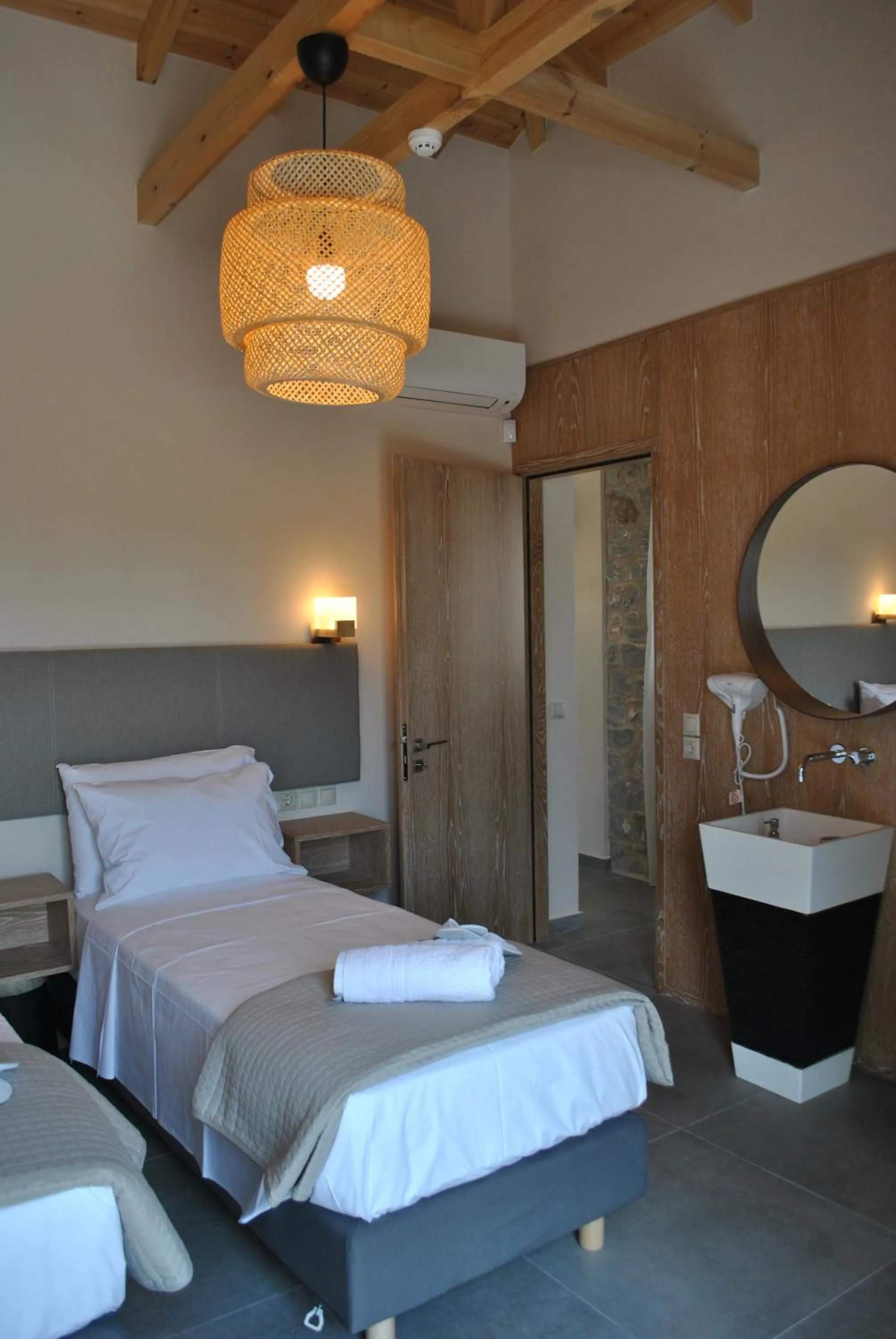 Bed in Petras Gi - Stone Houses