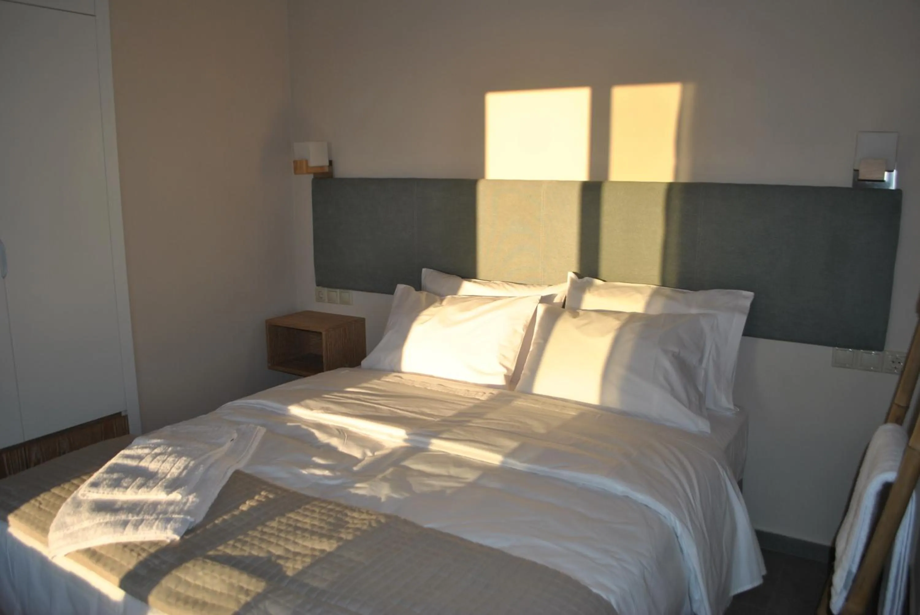 Bed in Petras Gi - Stone Houses