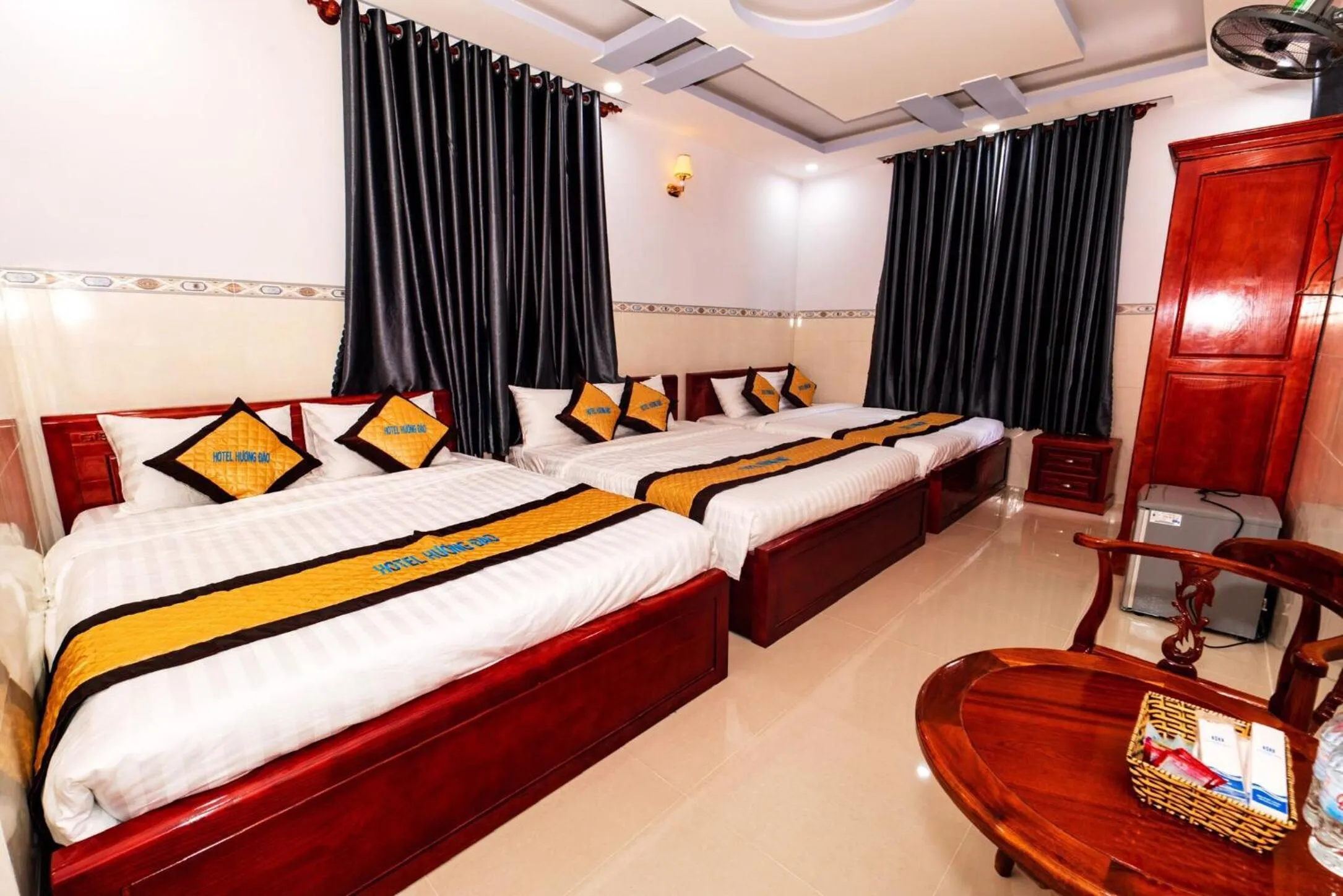 Bed in Hotel Hương Đào