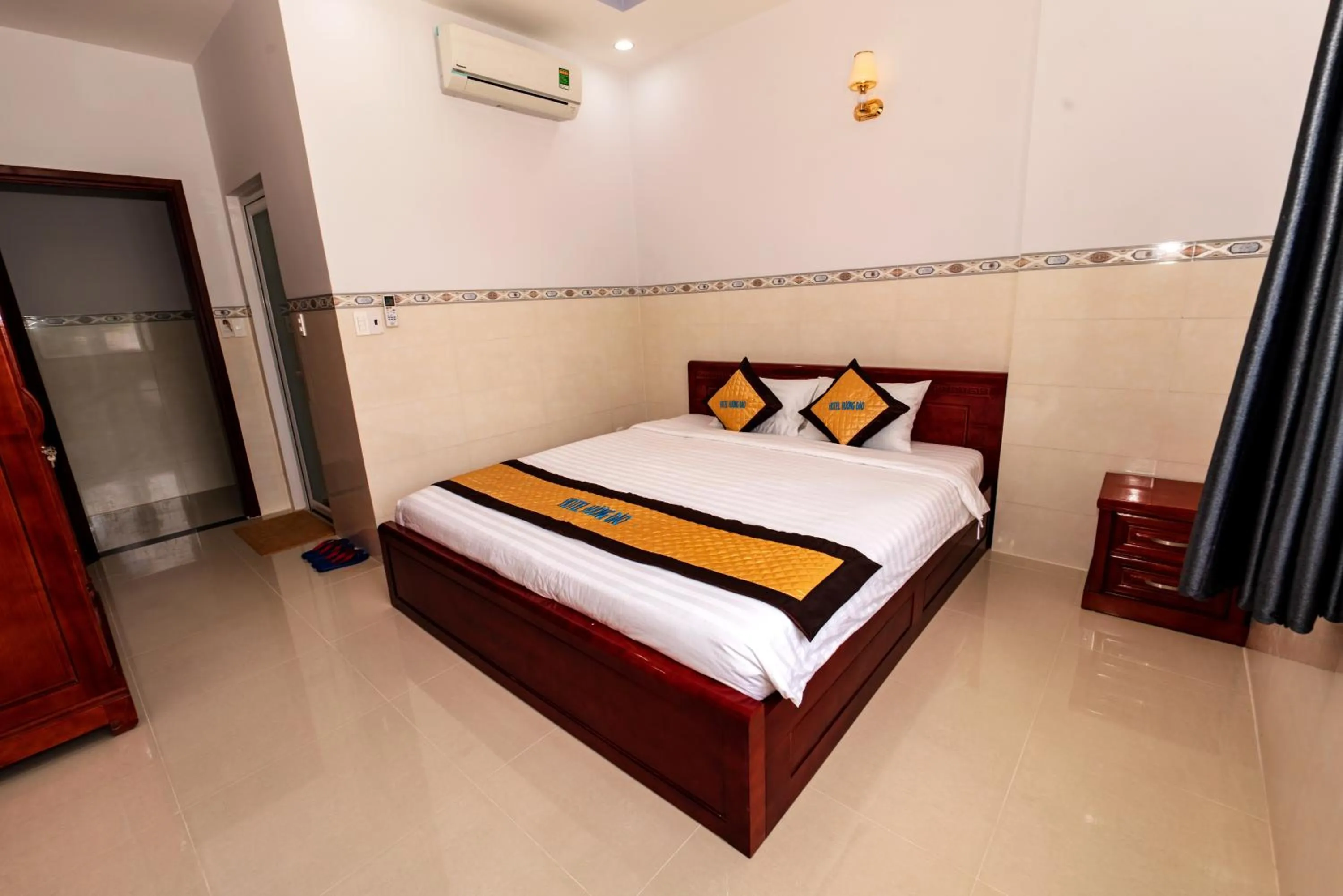 Bed in Hotel Hương Đào