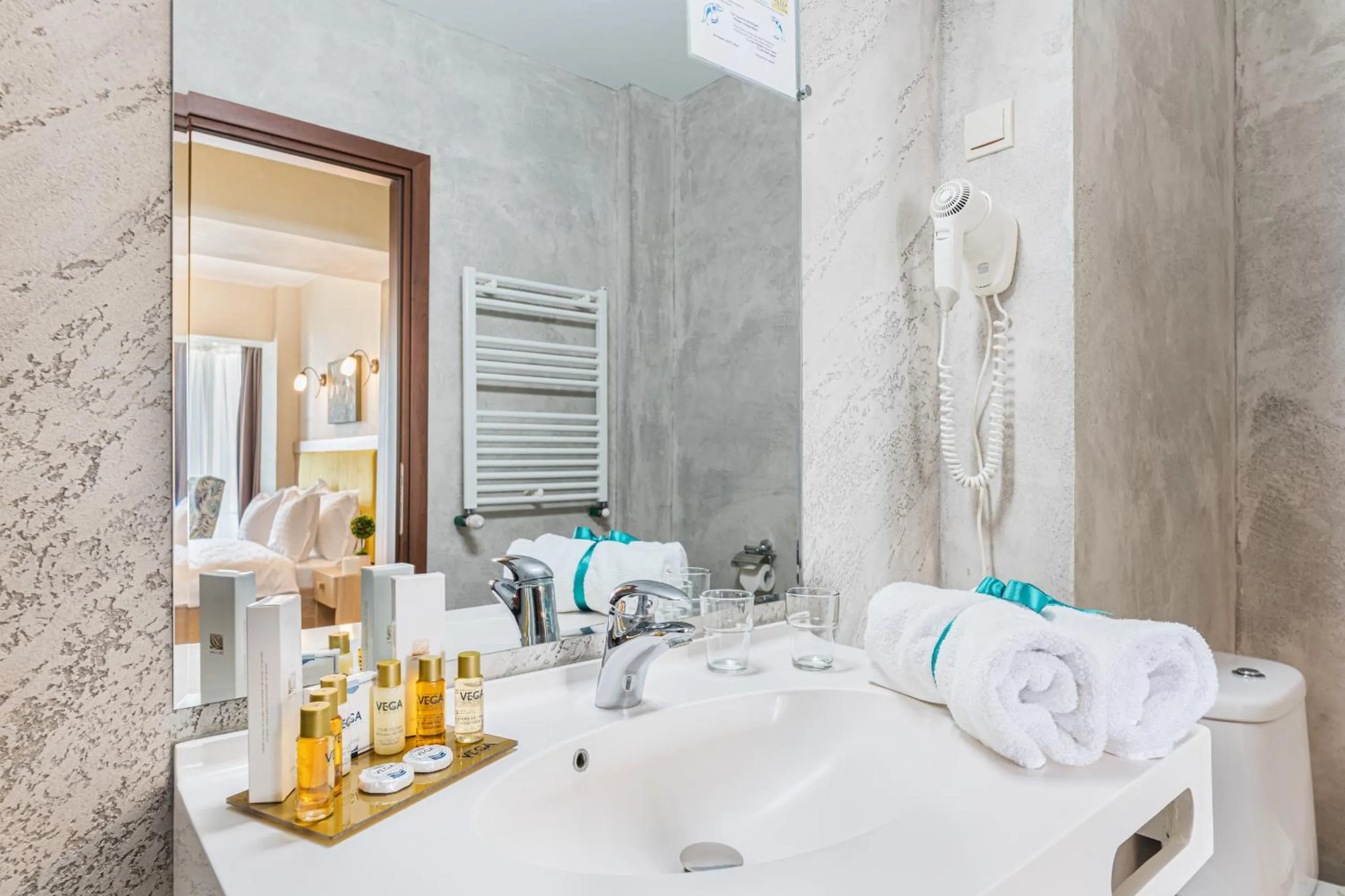 Bathroom in Faleza Hotel by Vega