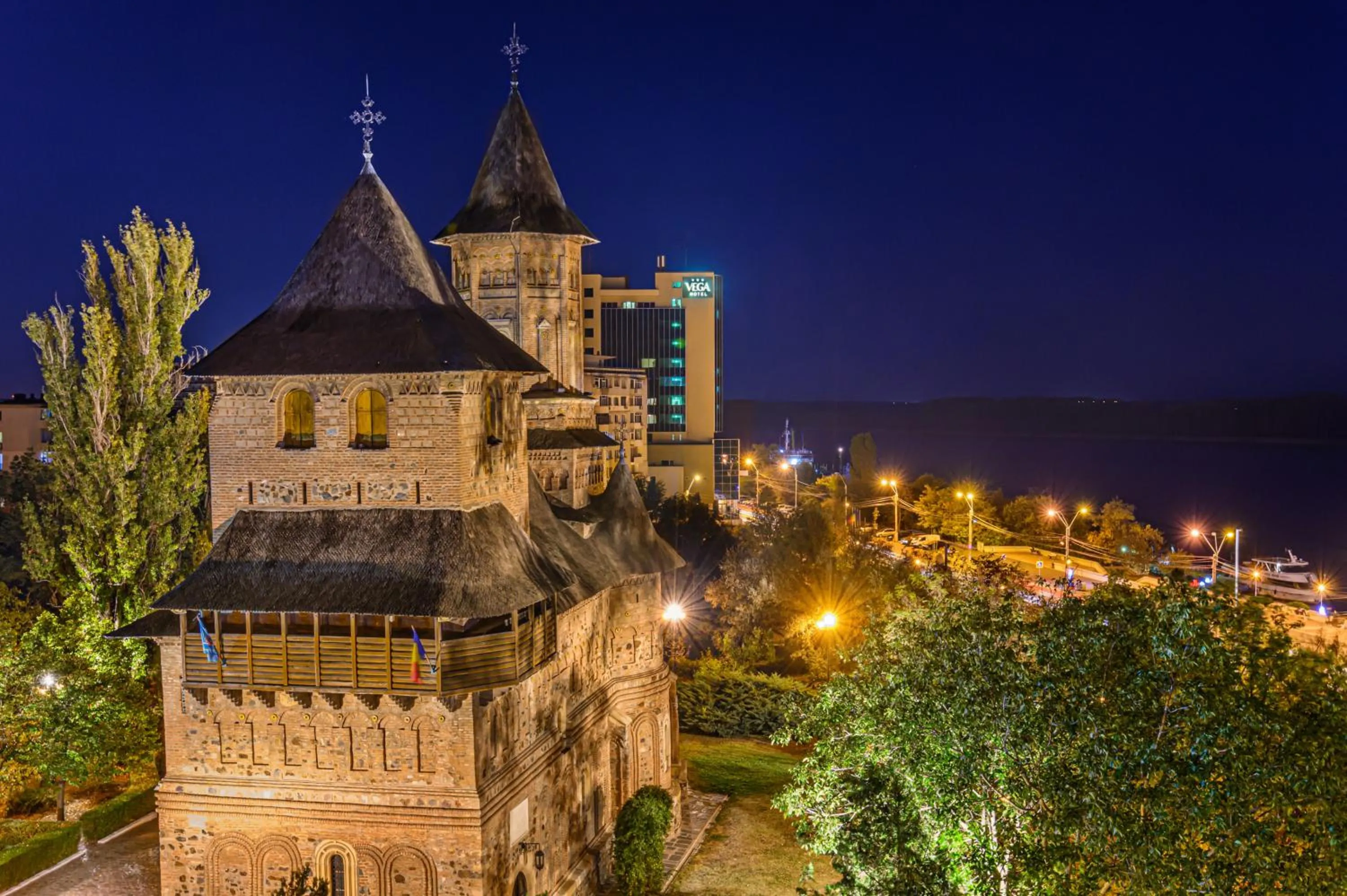 Nearby landmark in Faleza Hotel by Vega