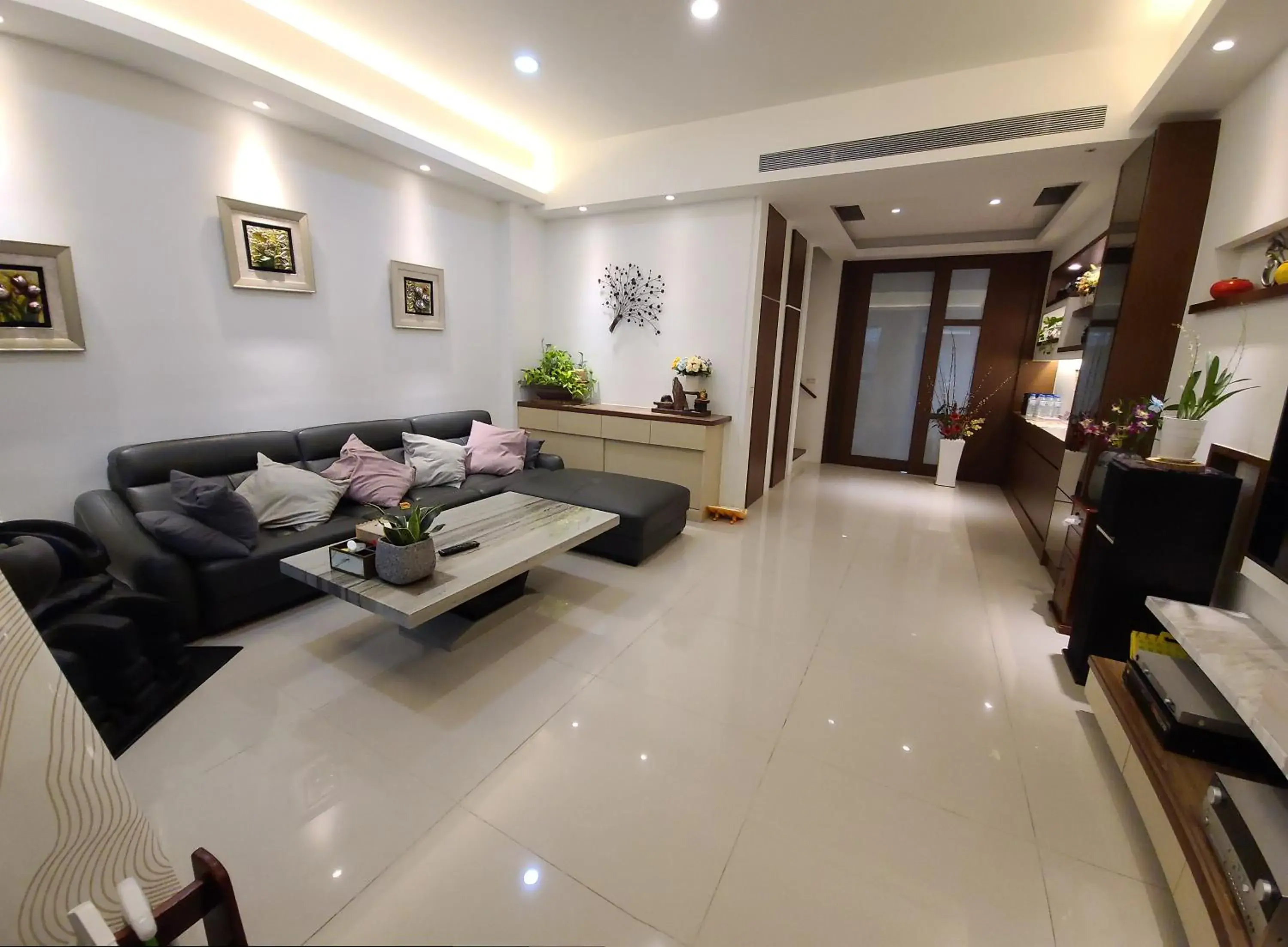 Living room in Love Happiness Inn Living room in Love Happiness Inn