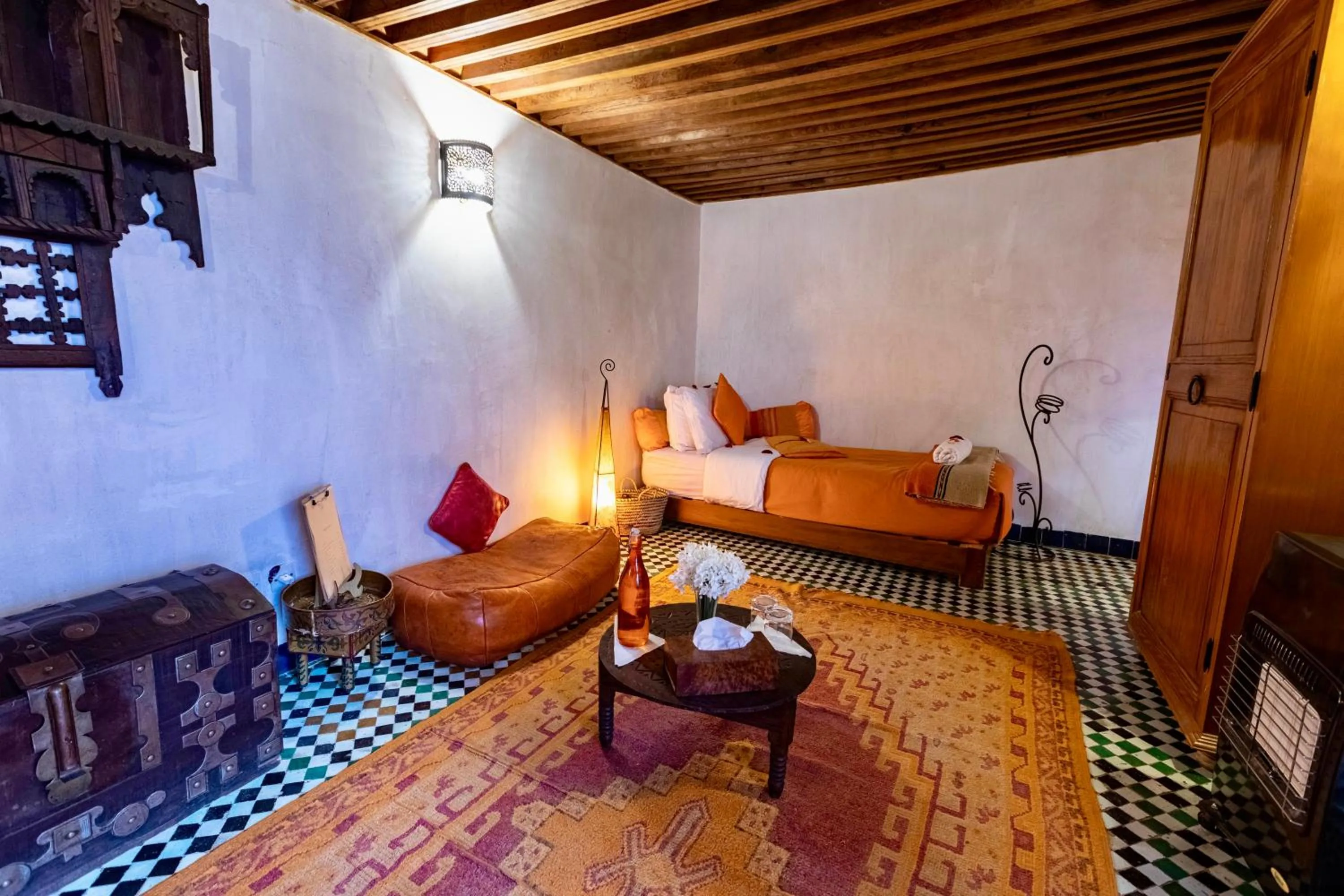 Decorative detail in Dar Attajalli