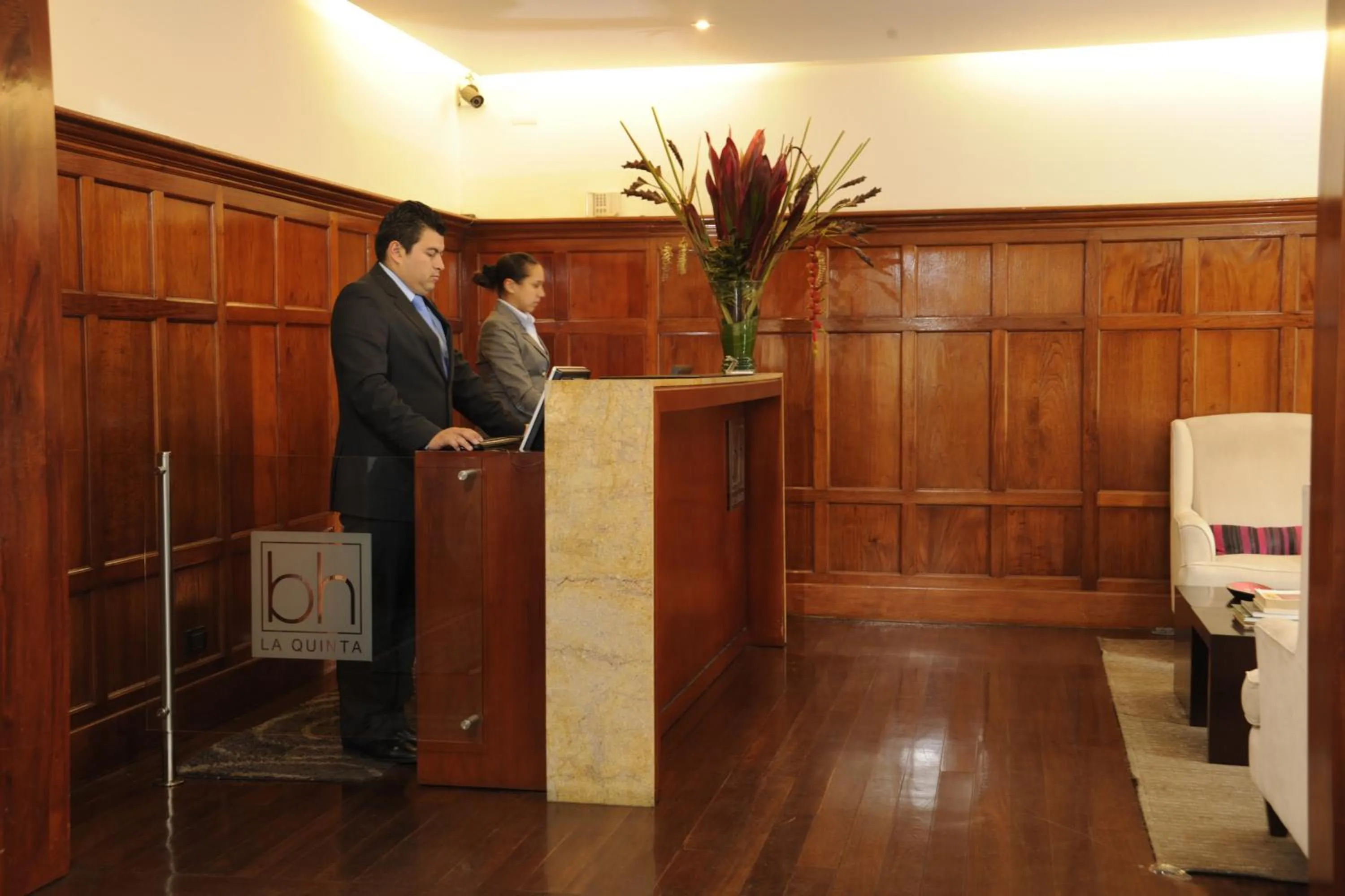 Lobby or reception in Hotel bh La Quinta