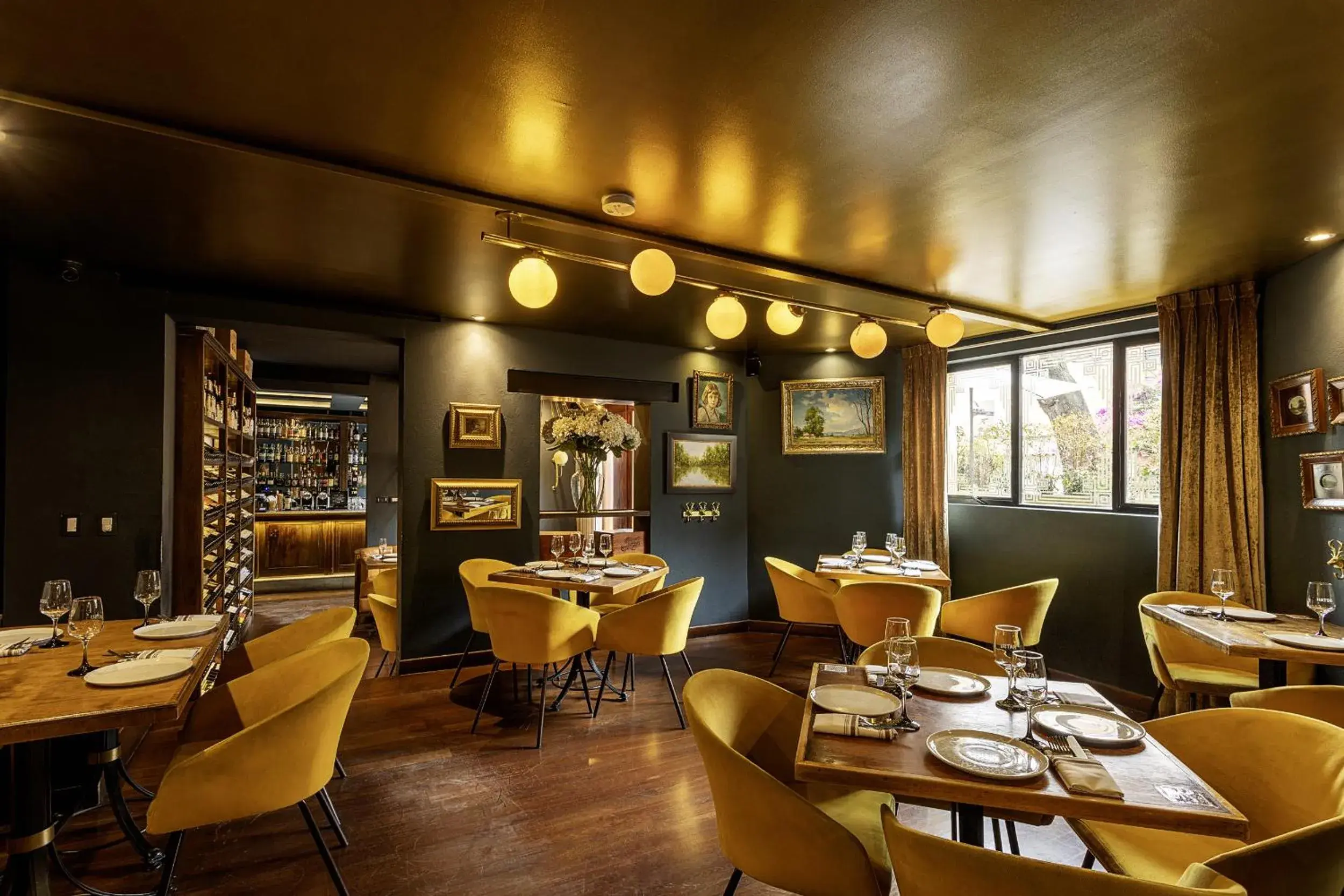 Restaurant/places to eat in Hotel bh La Quinta Restaurant/places to eat in Hotel bh La Quinta