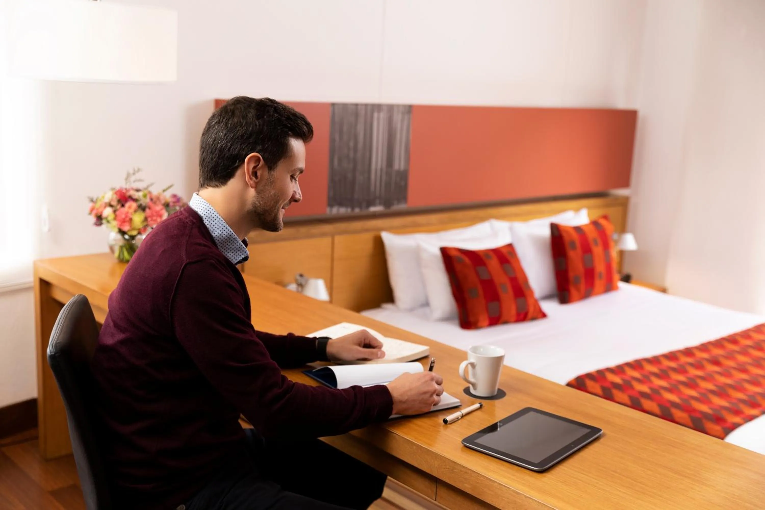 Guests, Bed in Hotel bh La Quinta
