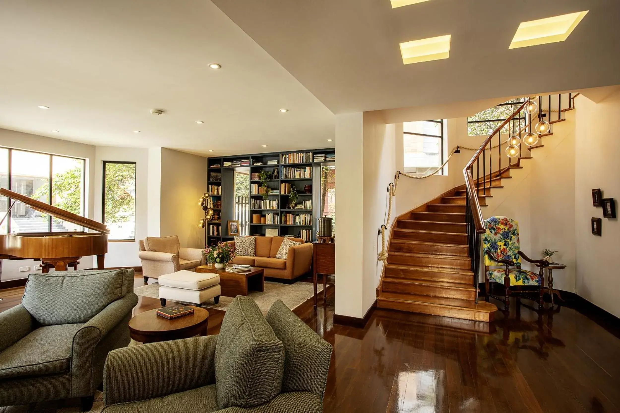 Property building in Hotel bh La Quinta Property building in Hotel bh La Quinta