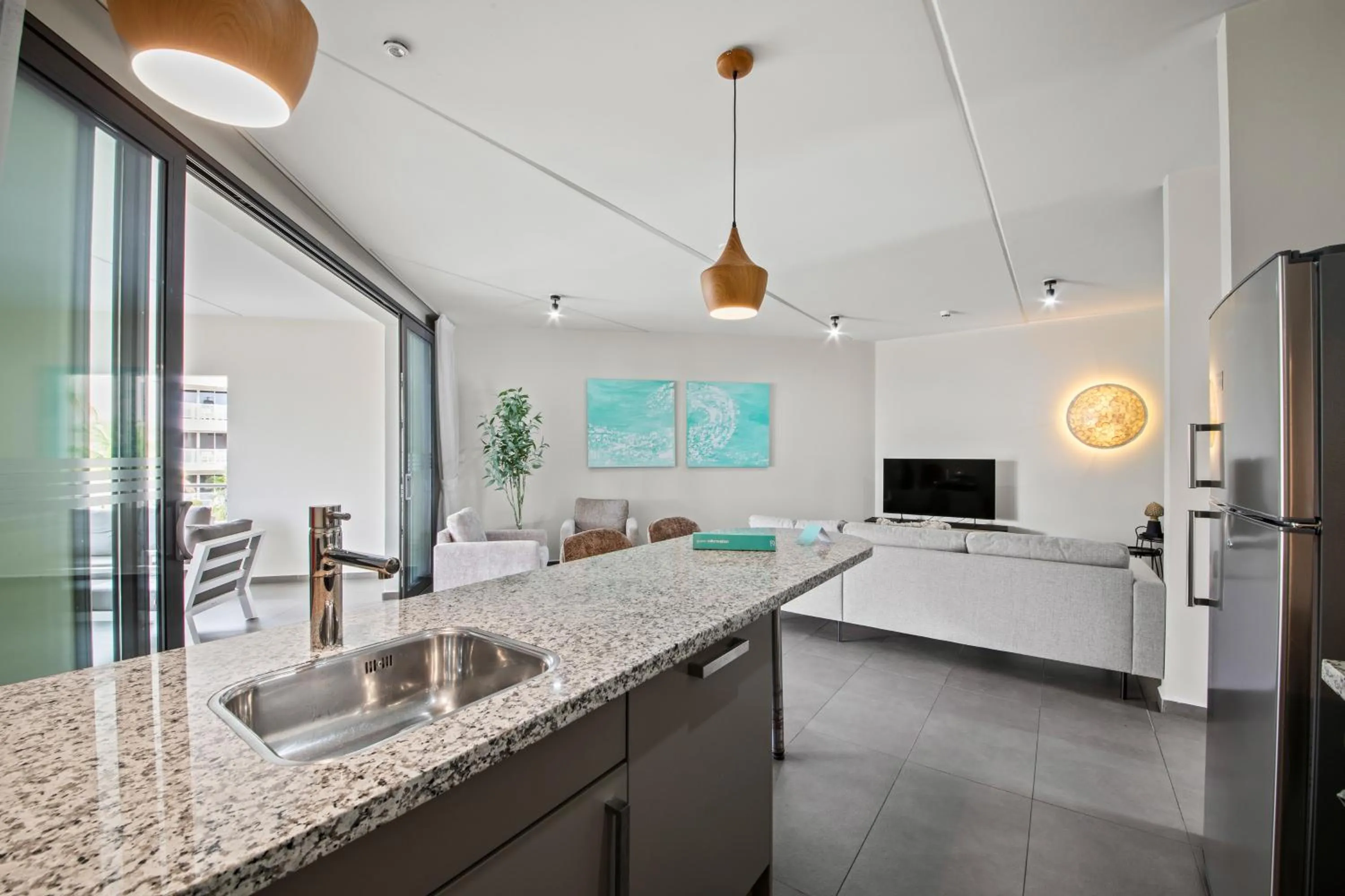 Kitchen or kitchenette in The Beach House