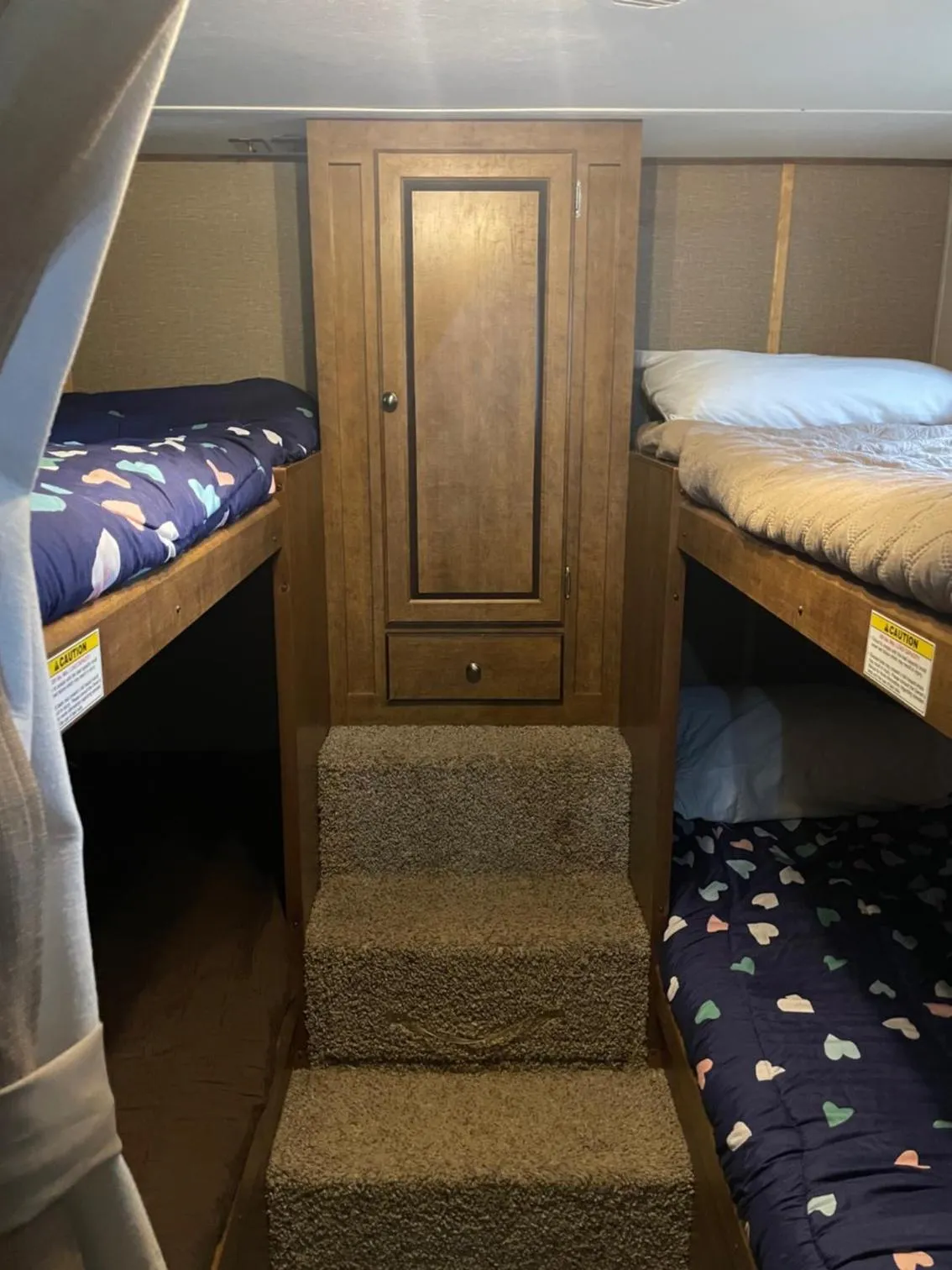 Photo of the whole room, Bed in Motel de L'Anse et Camping Rimouski