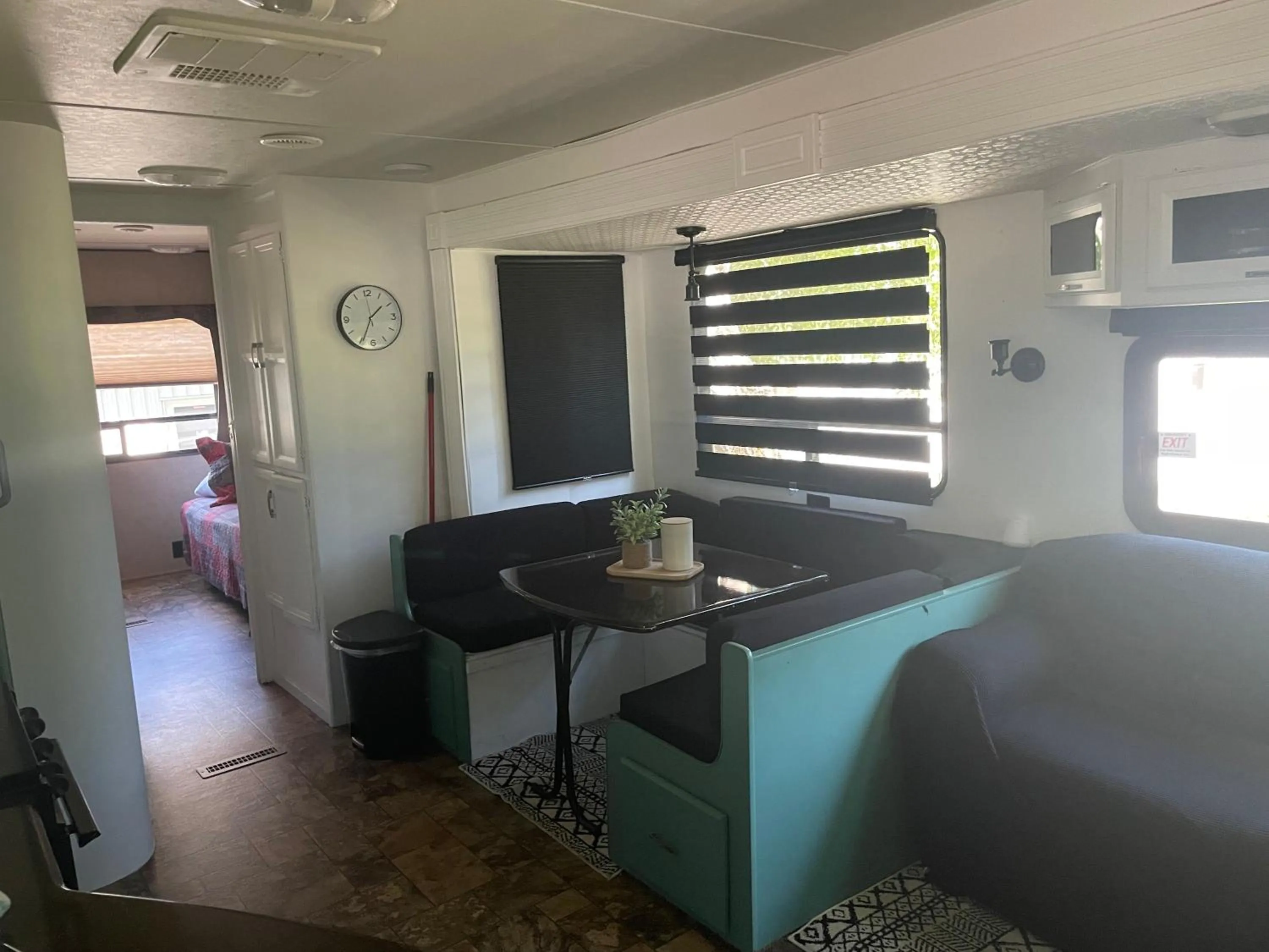 Seating area, Bed in Motel de L'Anse et Camping Rimouski