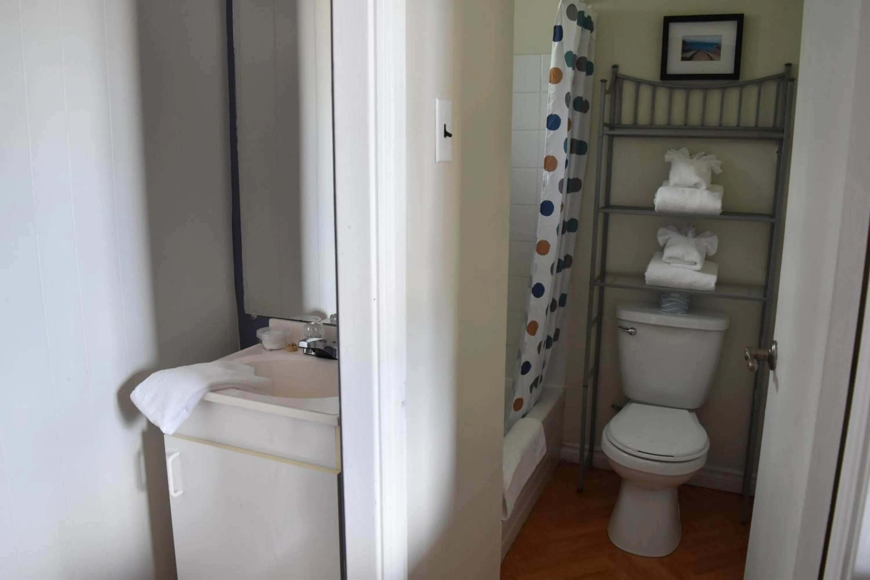 Bathroom in Motel de L'Anse et Camping Rimouski