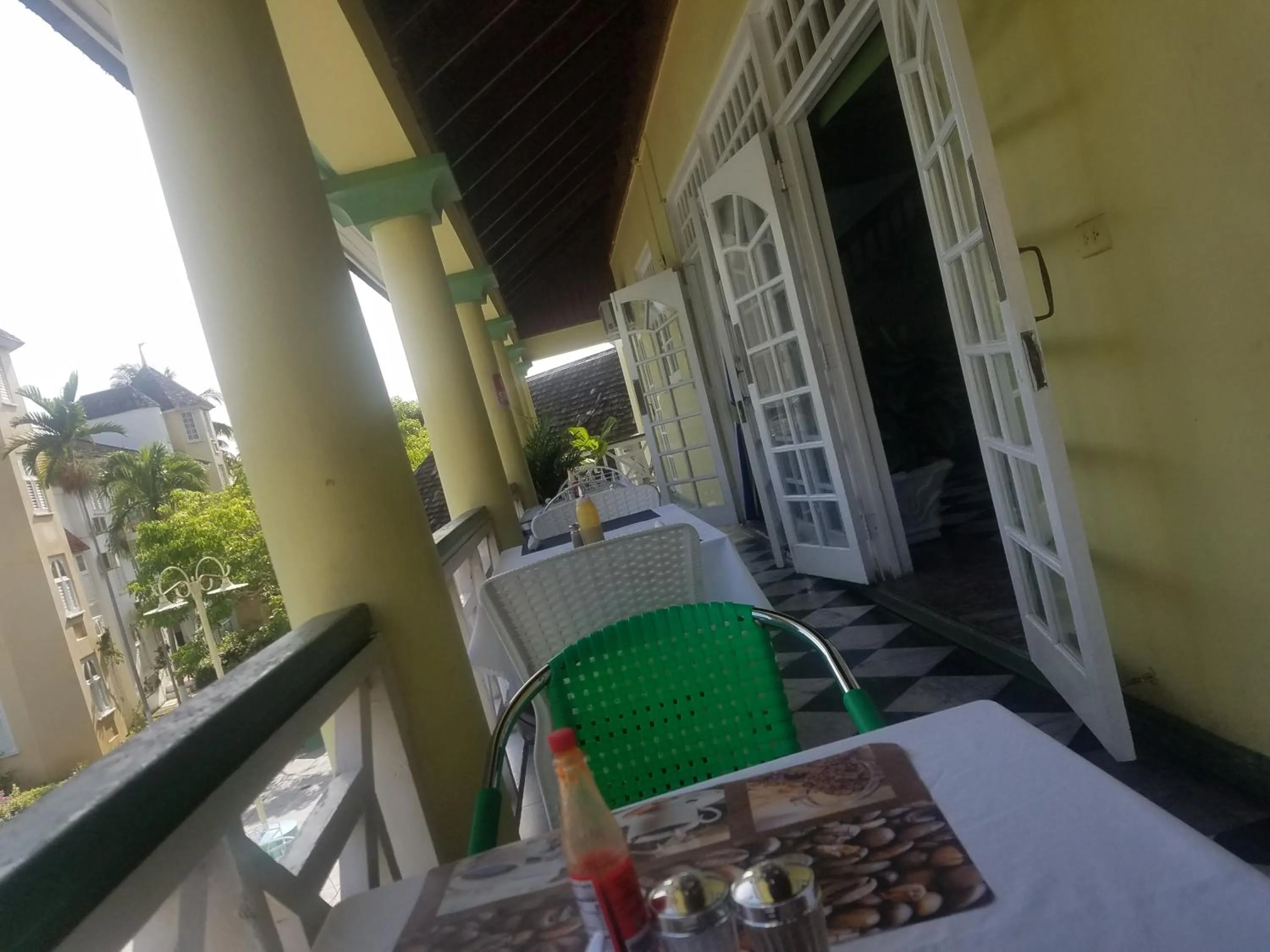 Balcony/Terrace in ROSI Ocean Sand Hotel Apt (@Sandcastles)
