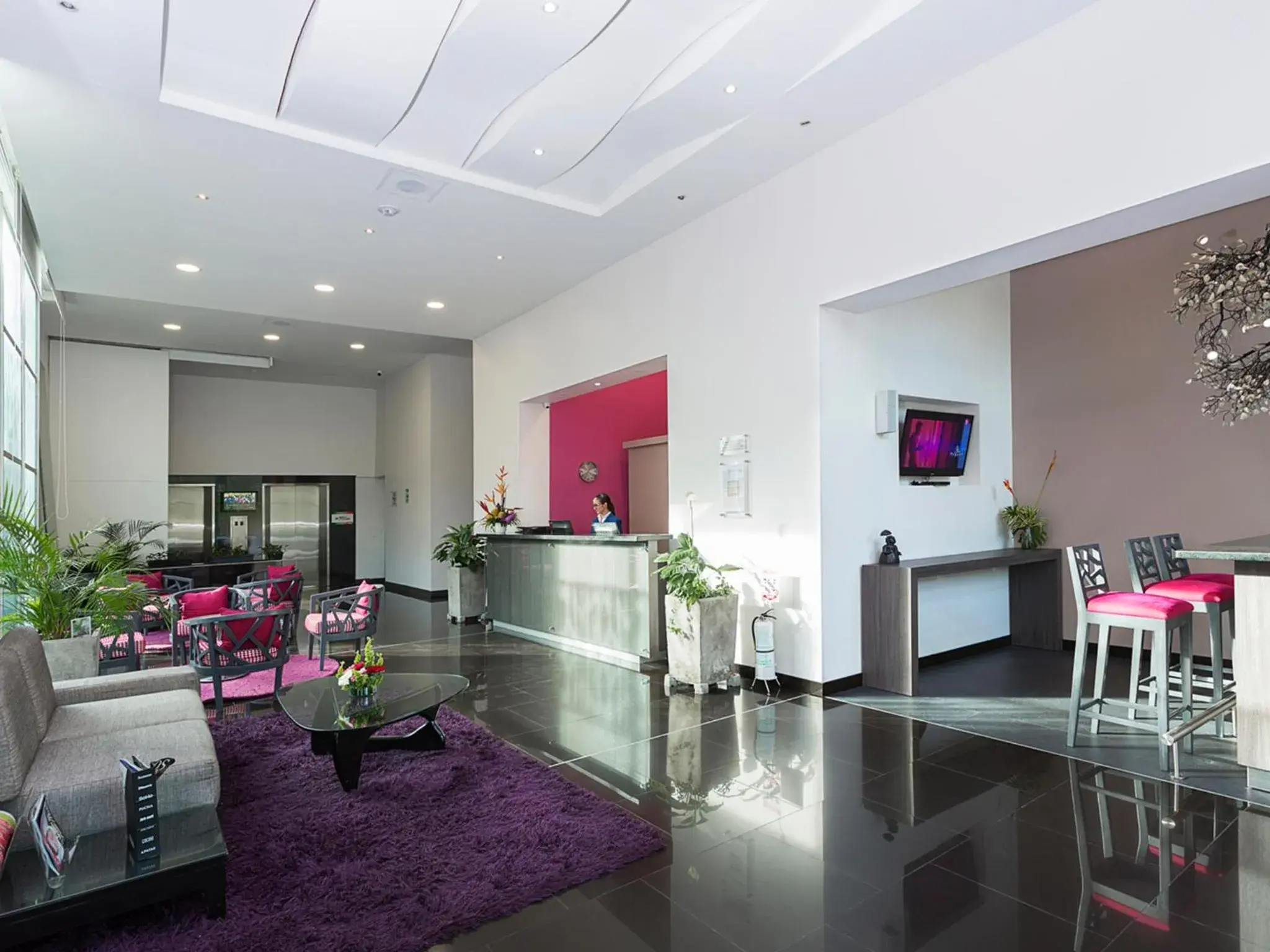 Lobby or reception in Hotel bh El Poblado Lobby or reception in Hotel bh El Poblado