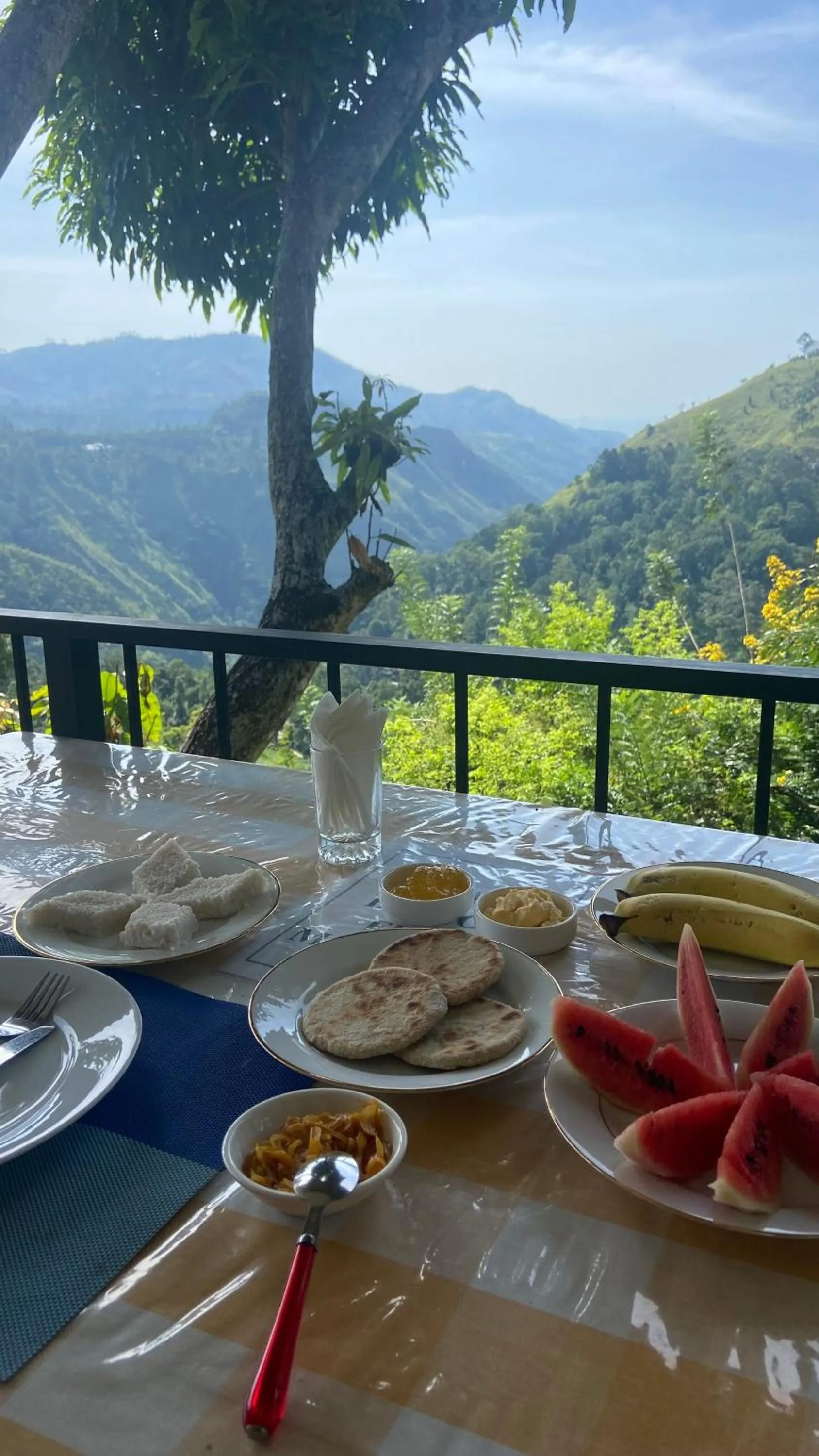 Food in Glorious Nature Inn