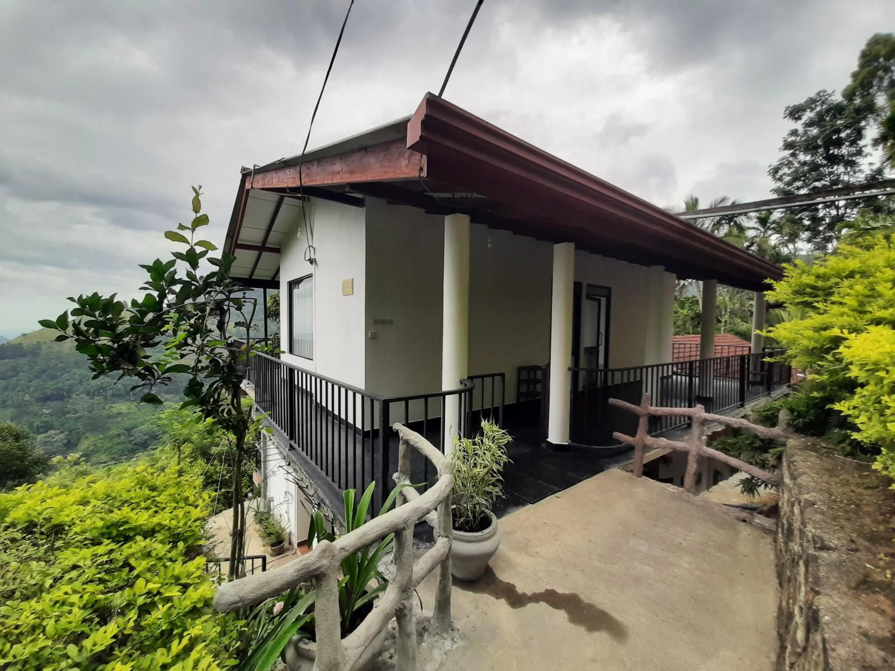 Property building in Glorious Nature Inn