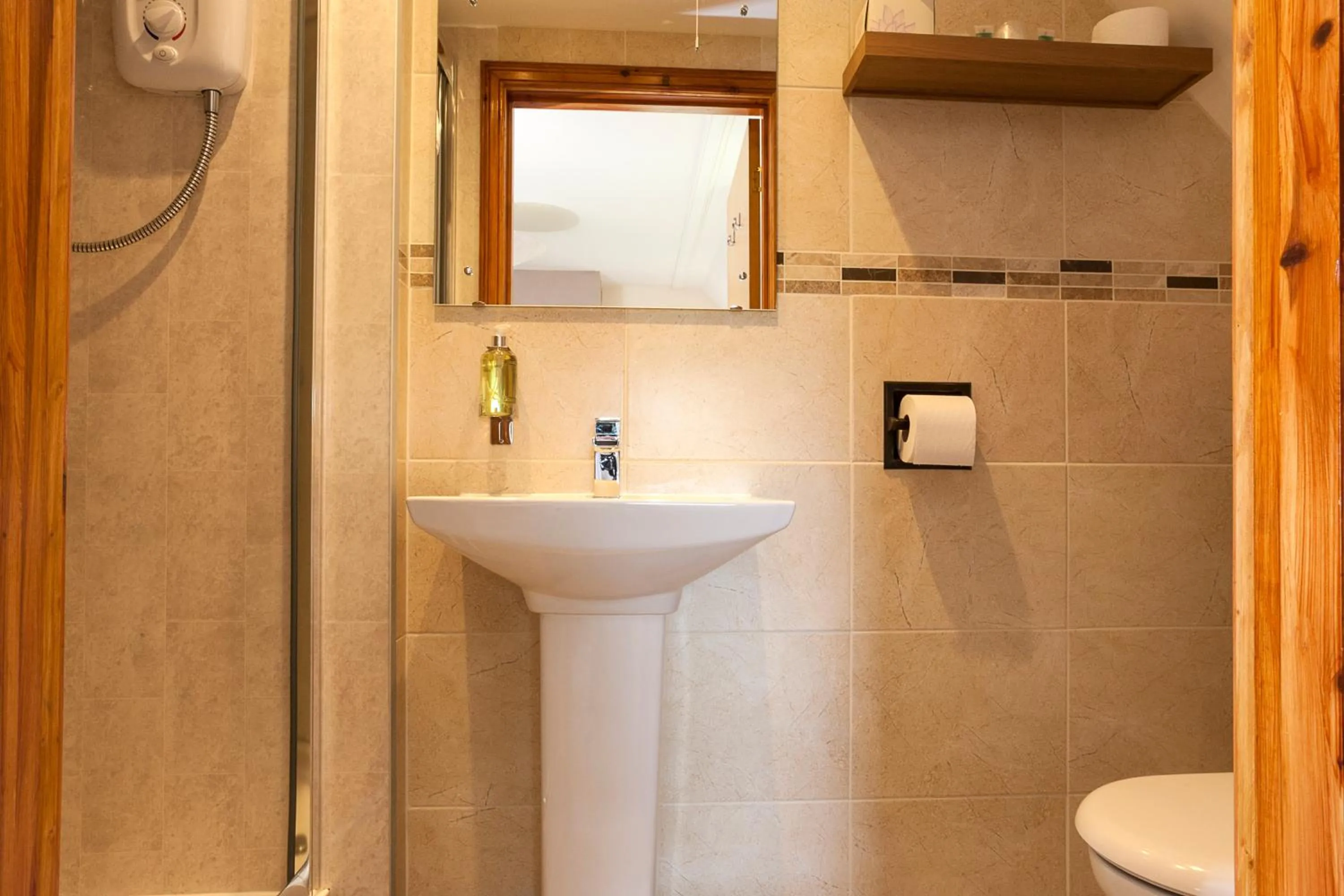 Bathroom in Kettle House B&B