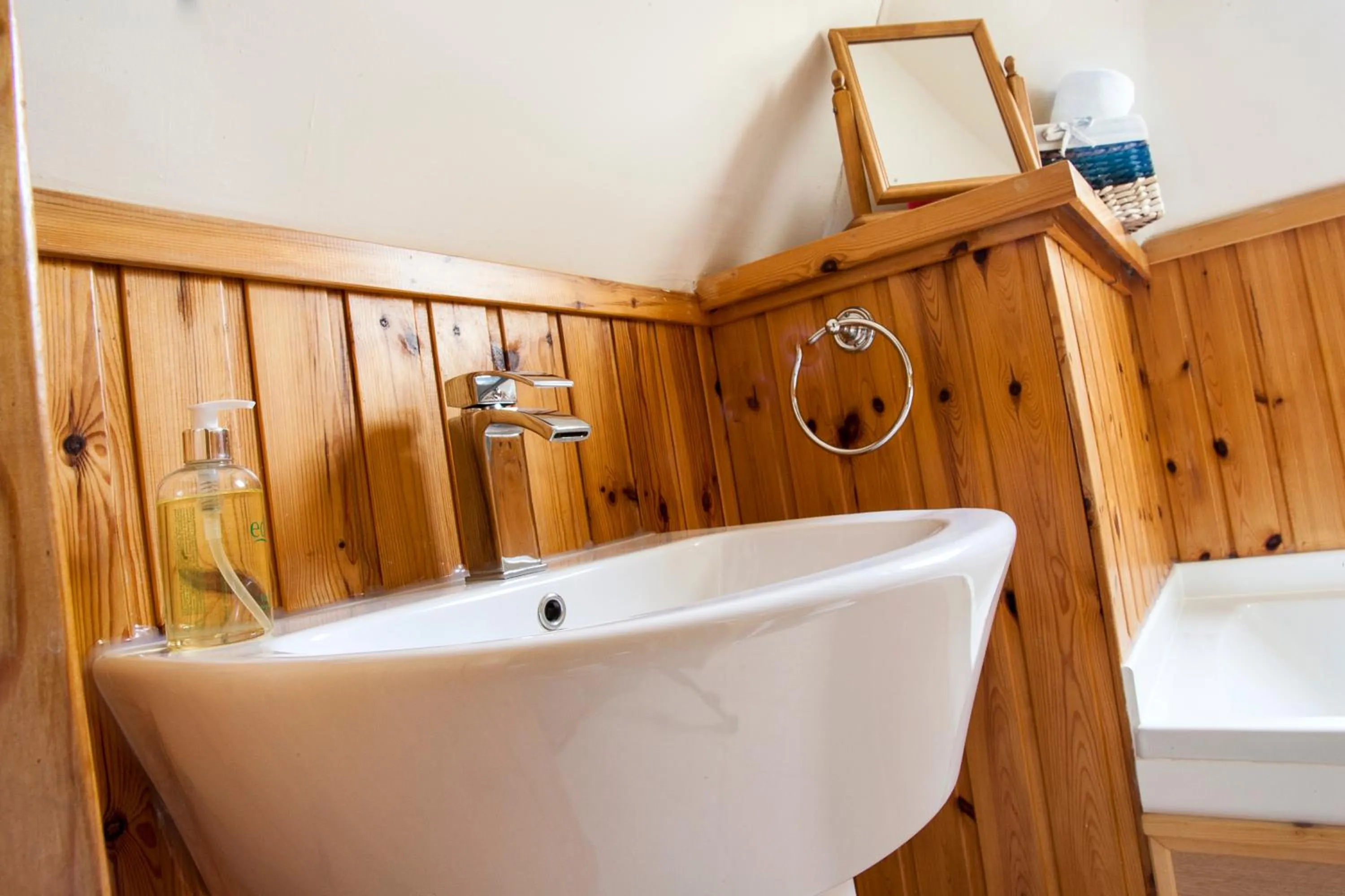 Bathroom in Kettle House B&B