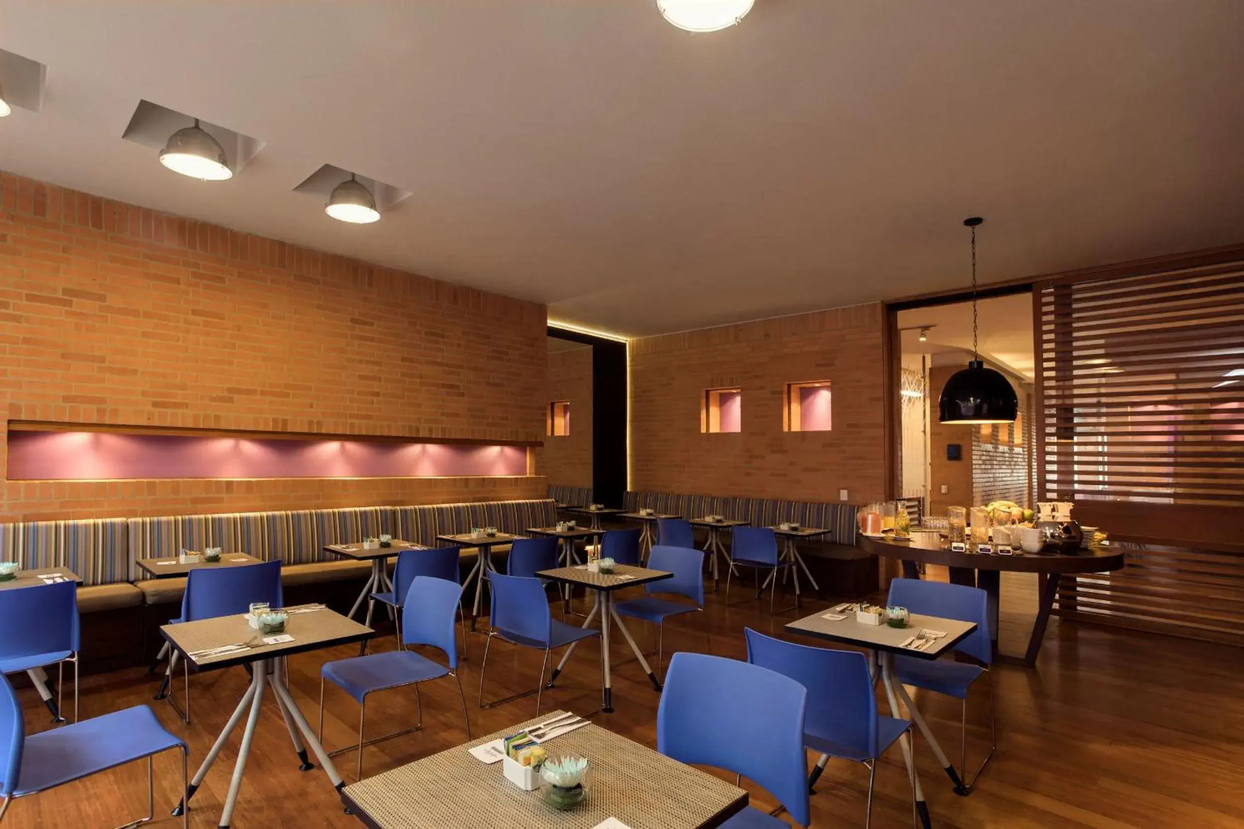 Restaurant/places to eat in Mercure Bogota BH Retiro Restaurant/places to eat in Mercure Bogota BH Retiro