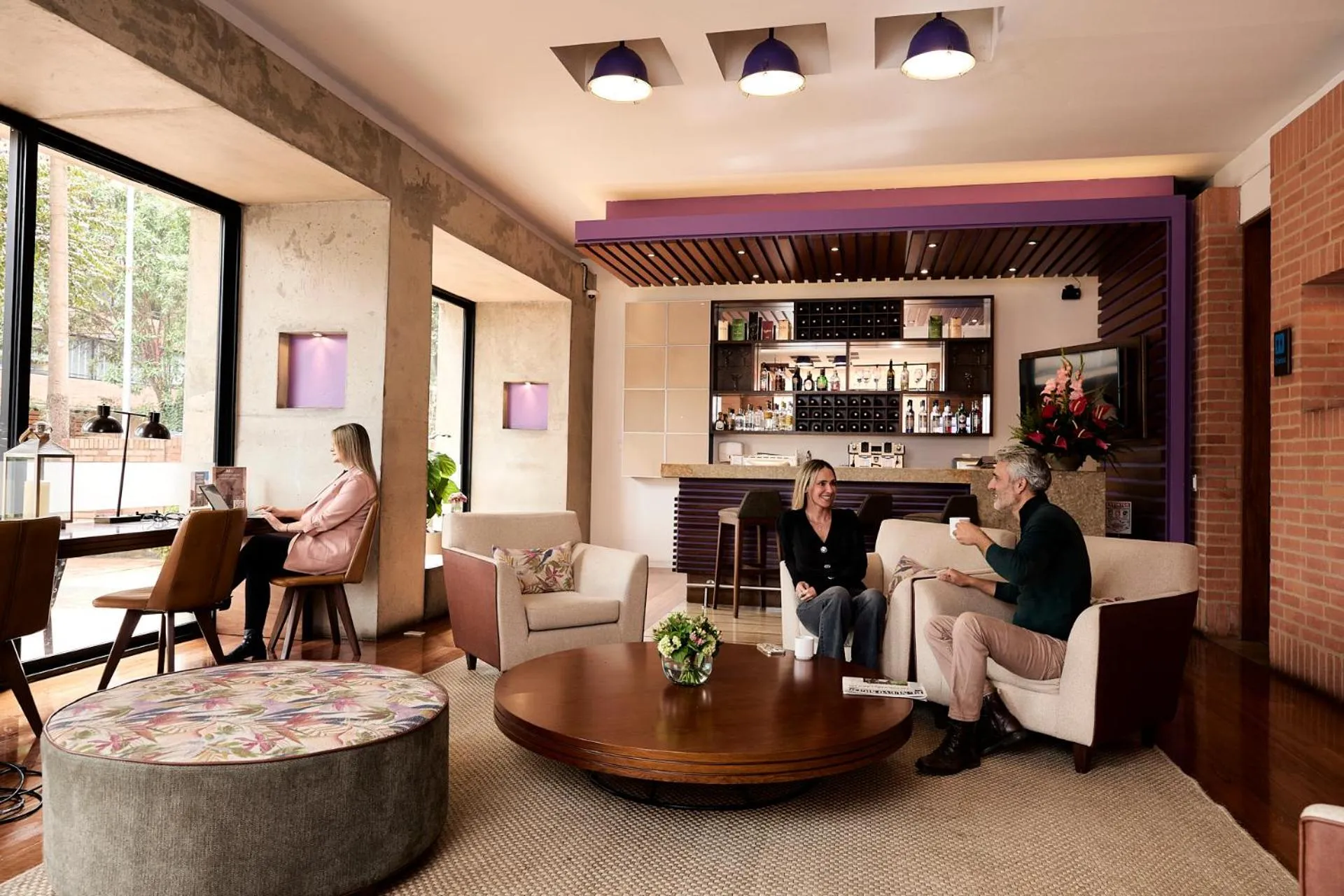 Lobby or reception in Mercure Bogota BH Retiro