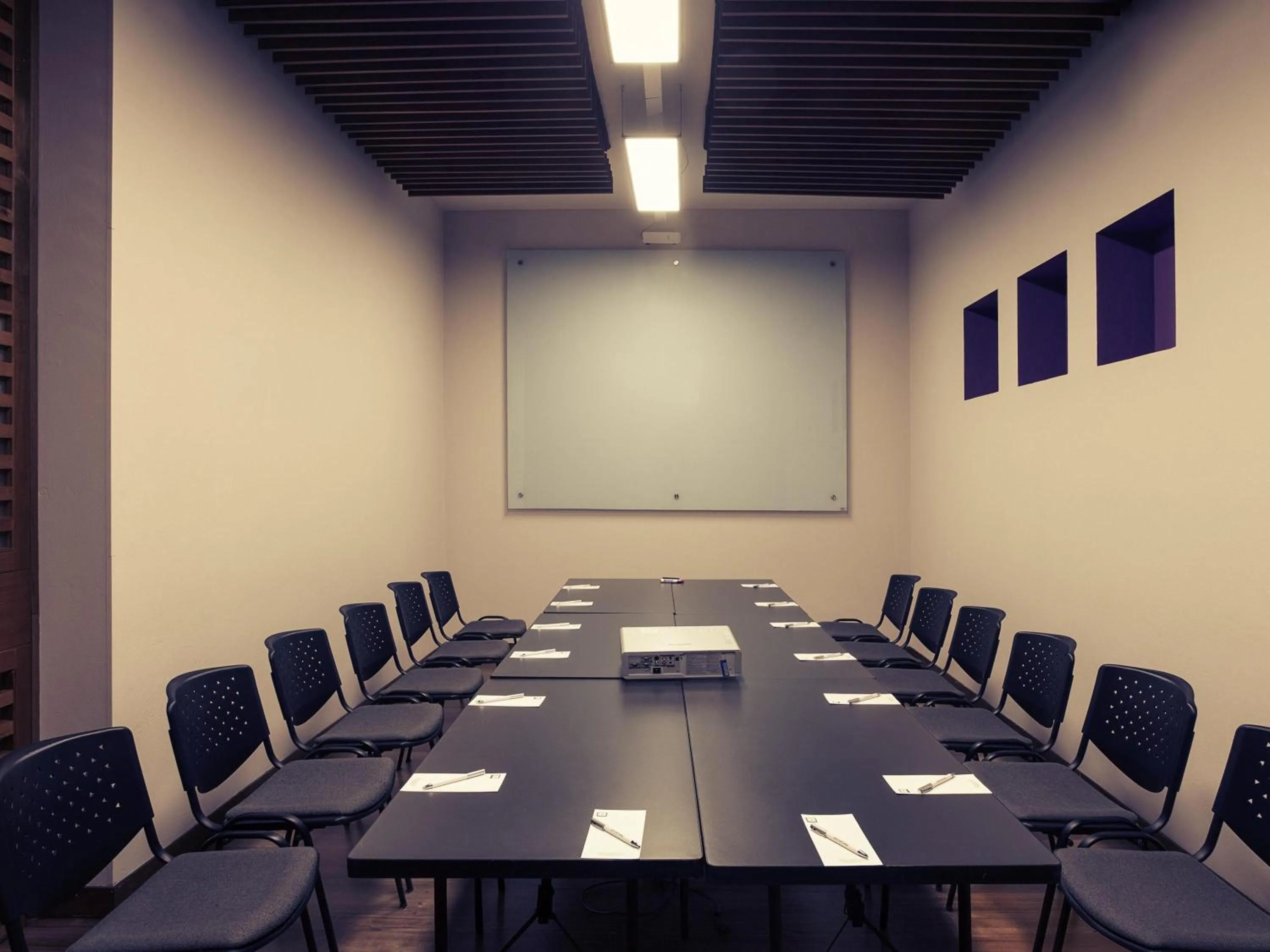 Meeting/conference room in Mercure Bogota BH Retiro