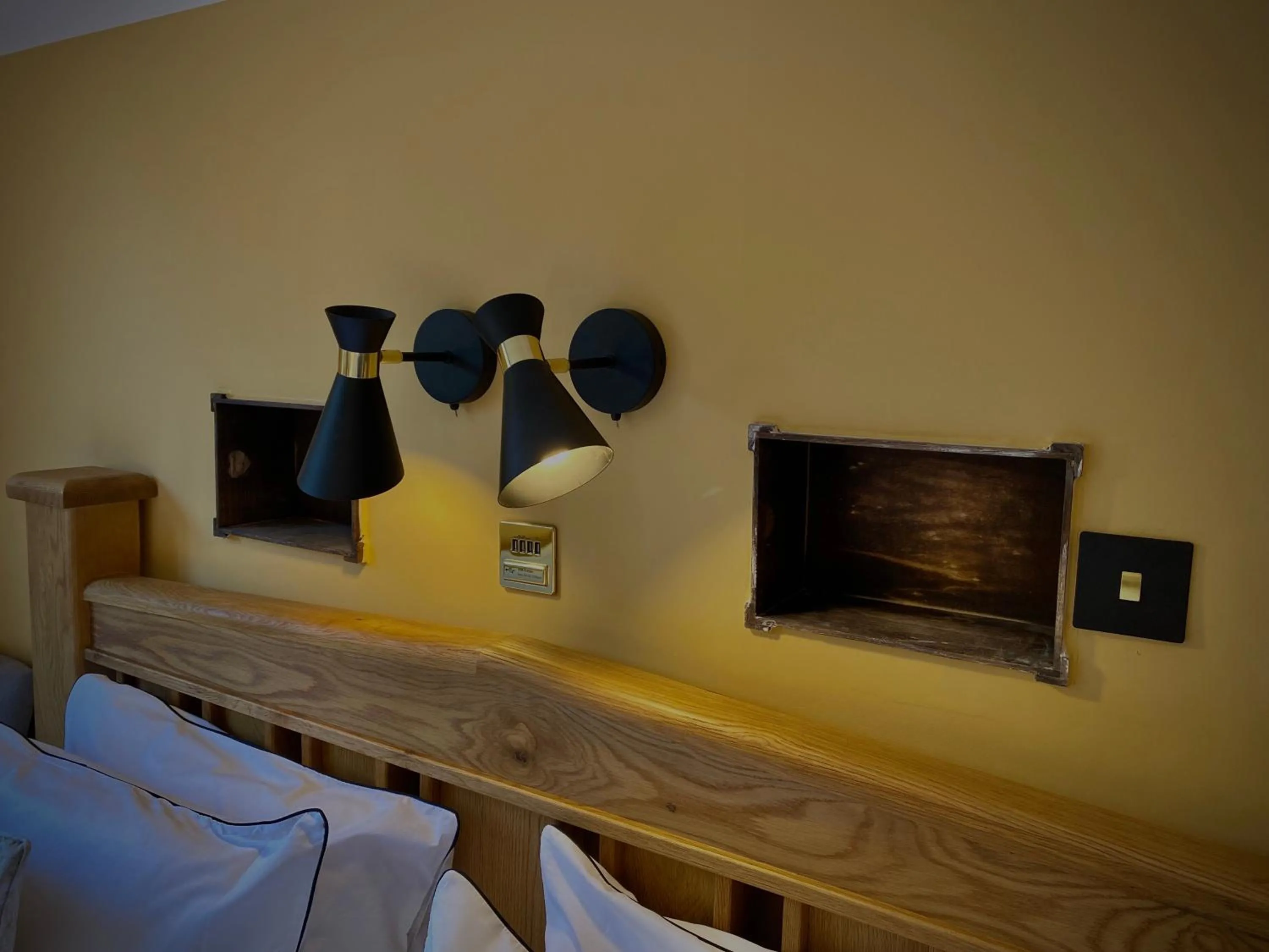 Bedroom in Ardlinnhe Bed & Breakfast