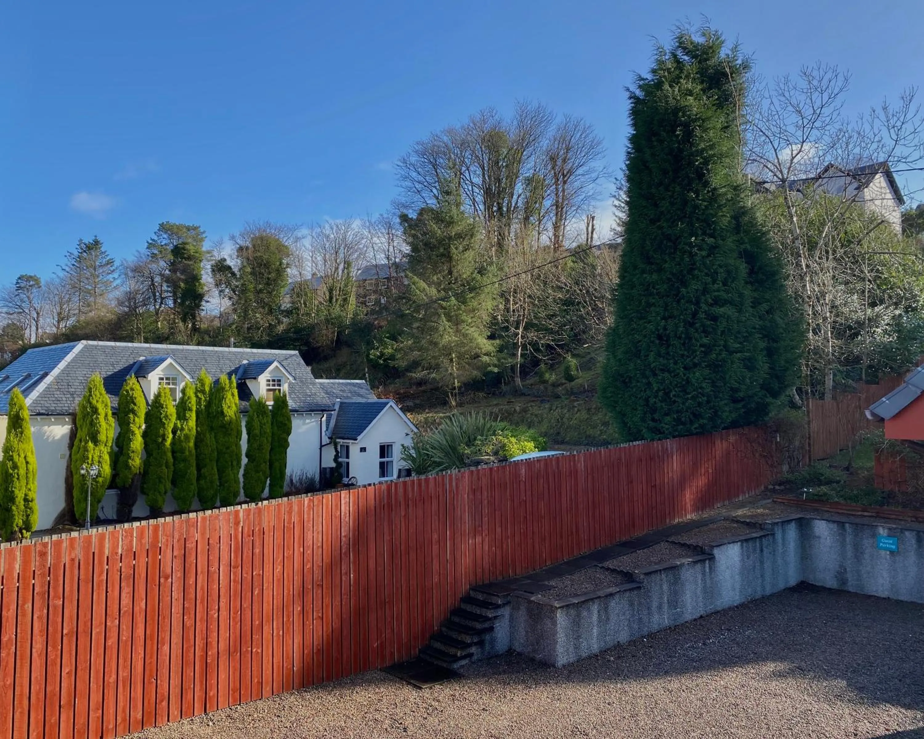 Garden view in Ardlinnhe Bed & Breakfast