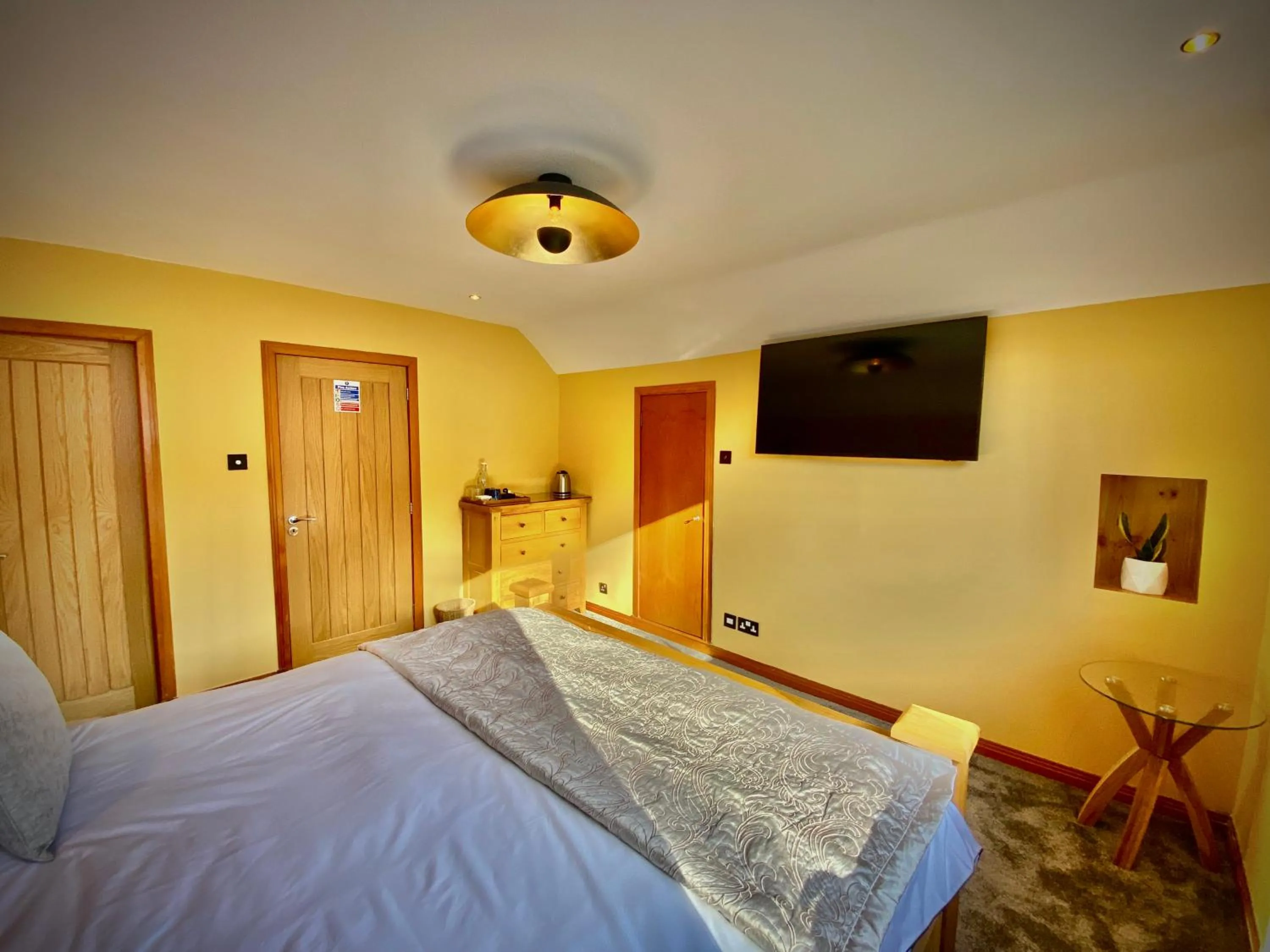 Bedroom, Bed in Ardlinnhe Bed & Breakfast