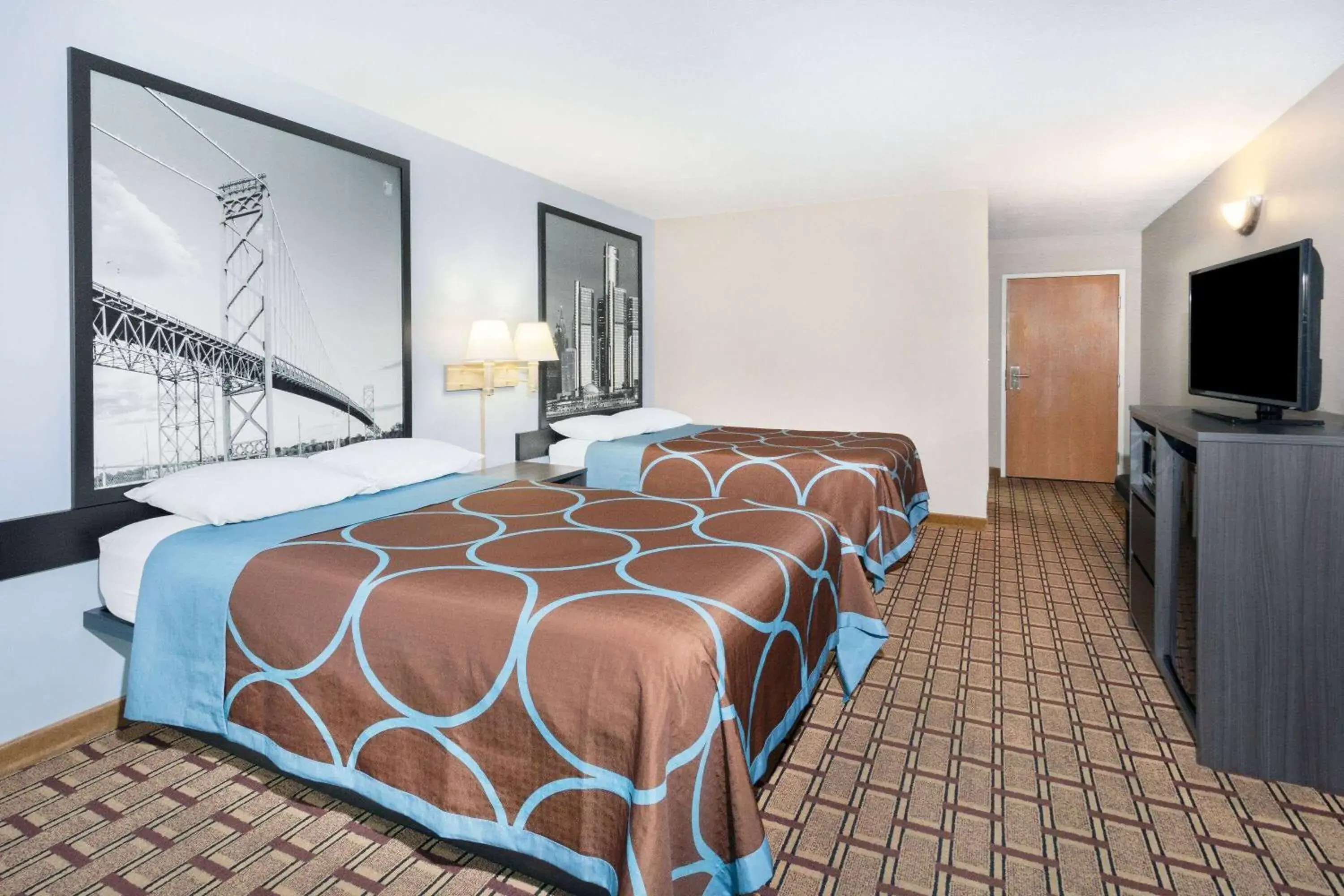 Double Room with Interior Entrance- Mobility Accessible/ Non-Smoking in Super 8 by Wyndham Marysville/Port Huron Area Double Room with Interior Entrance- Mobility Accessible/ Non-Smoking in Super 8 by Wyndham Marysville/Port Huron Area