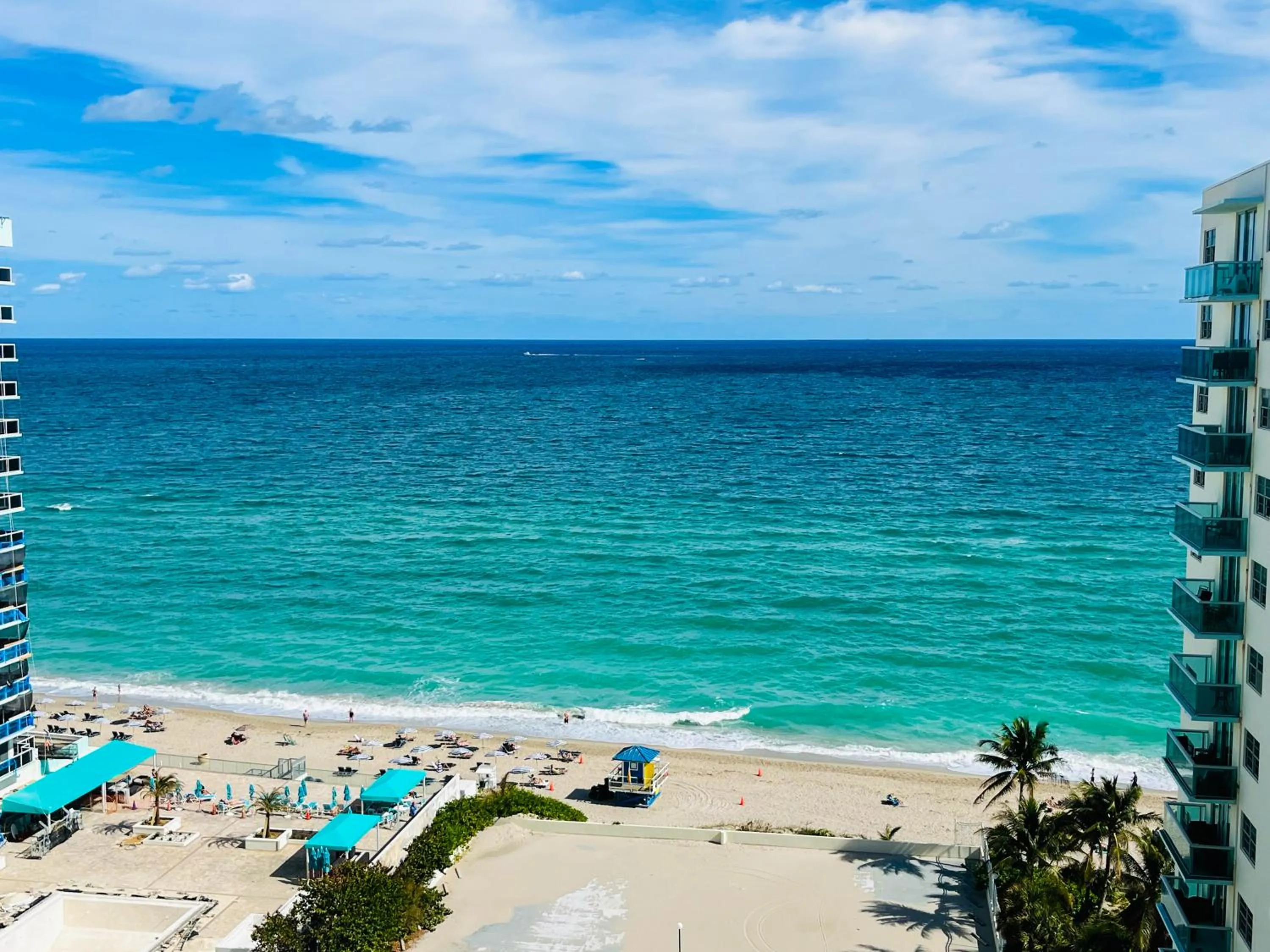 Miami Hallandale Condo, Partial Ocean View Direct Beach and Pool Access Miami Hollywood Beach