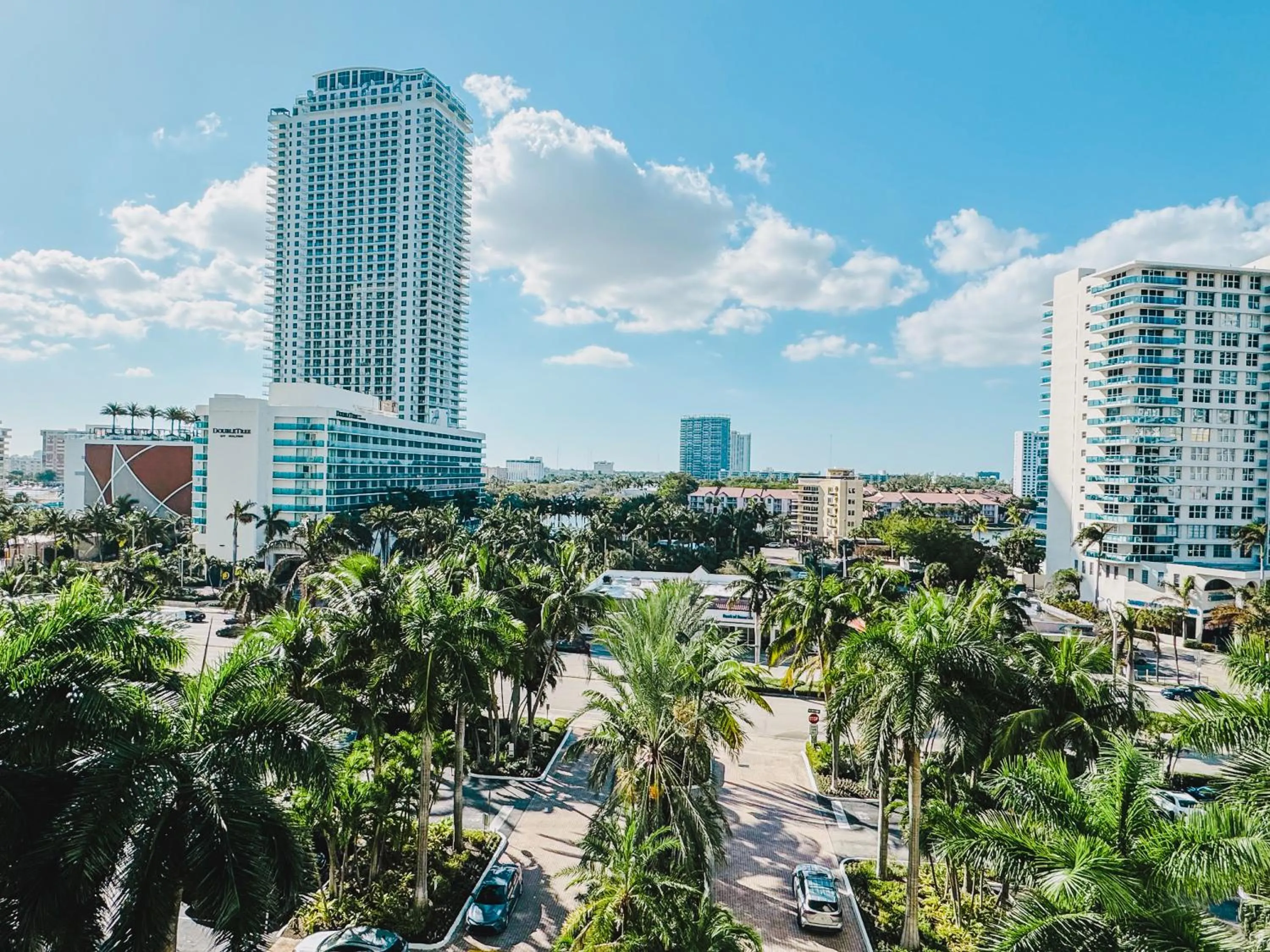Miami Hallandale Condo, Partial Ocean View Direct Beach and Pool Access Miami Hollywood Beach