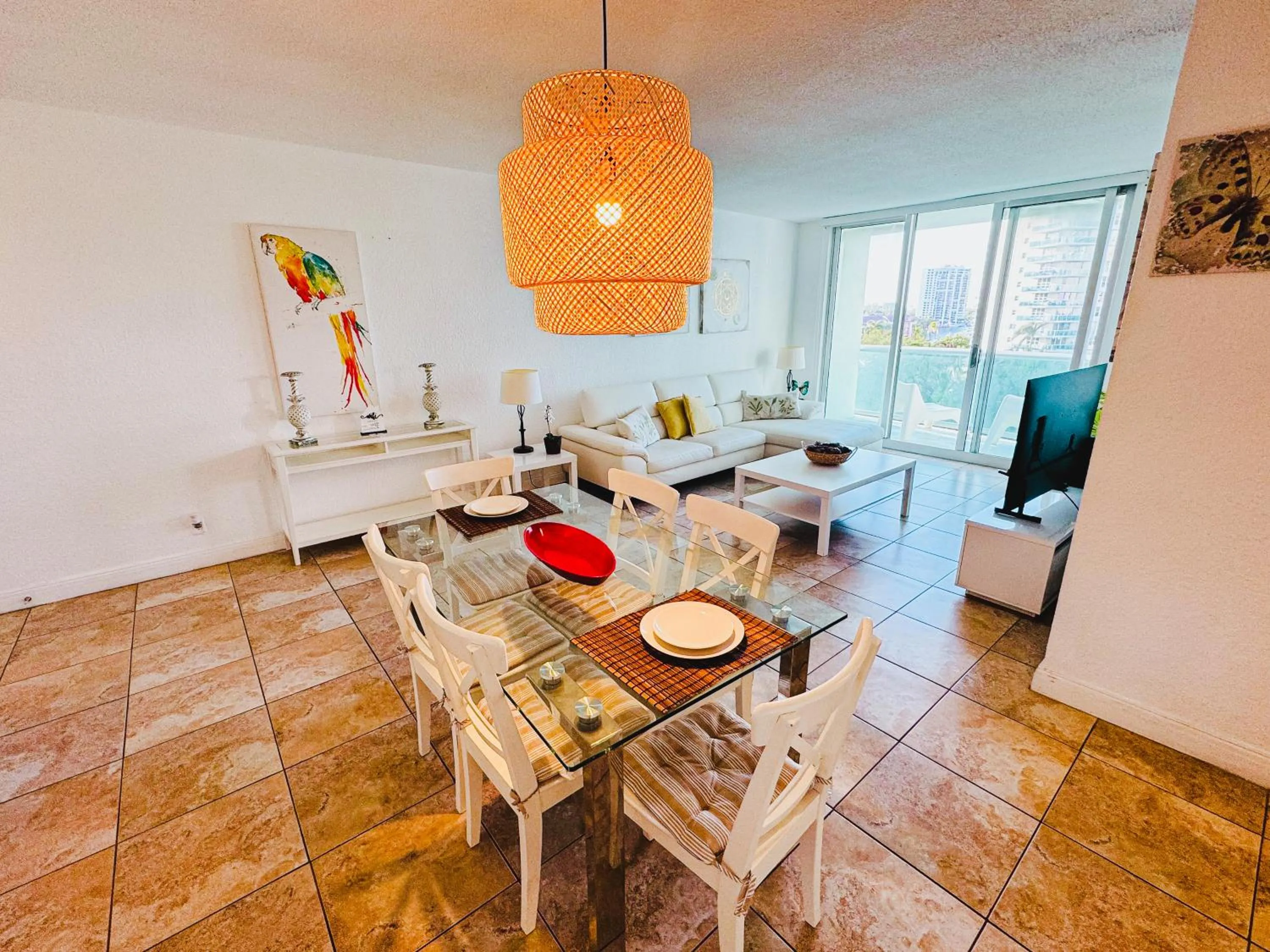Miami Hallandale Condo, Partial Ocean View Direct Beach and Pool Access Miami Hollywood Beach