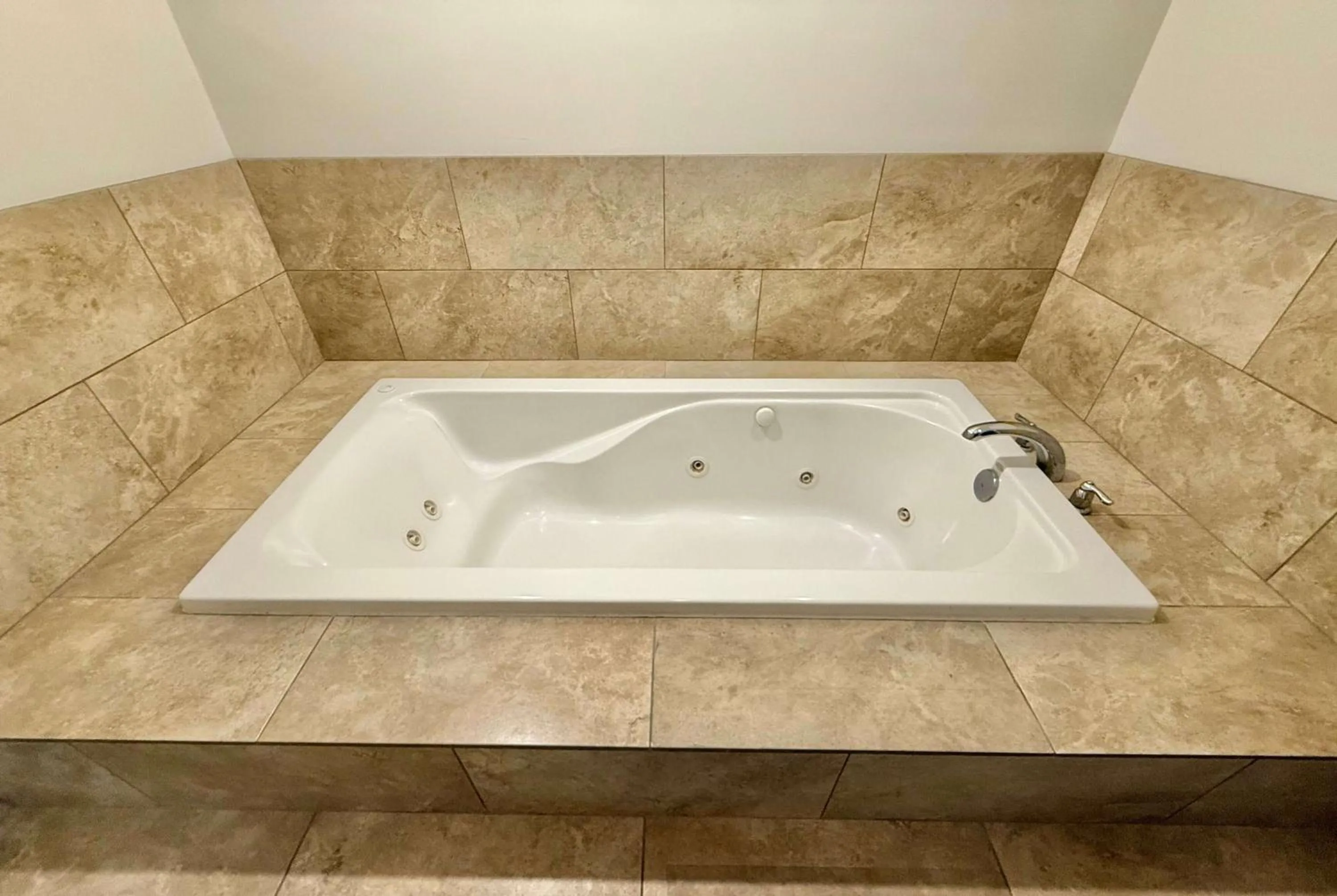 Photo of the whole room in Super 8 by Wyndham Salina/Scenic Hills Area