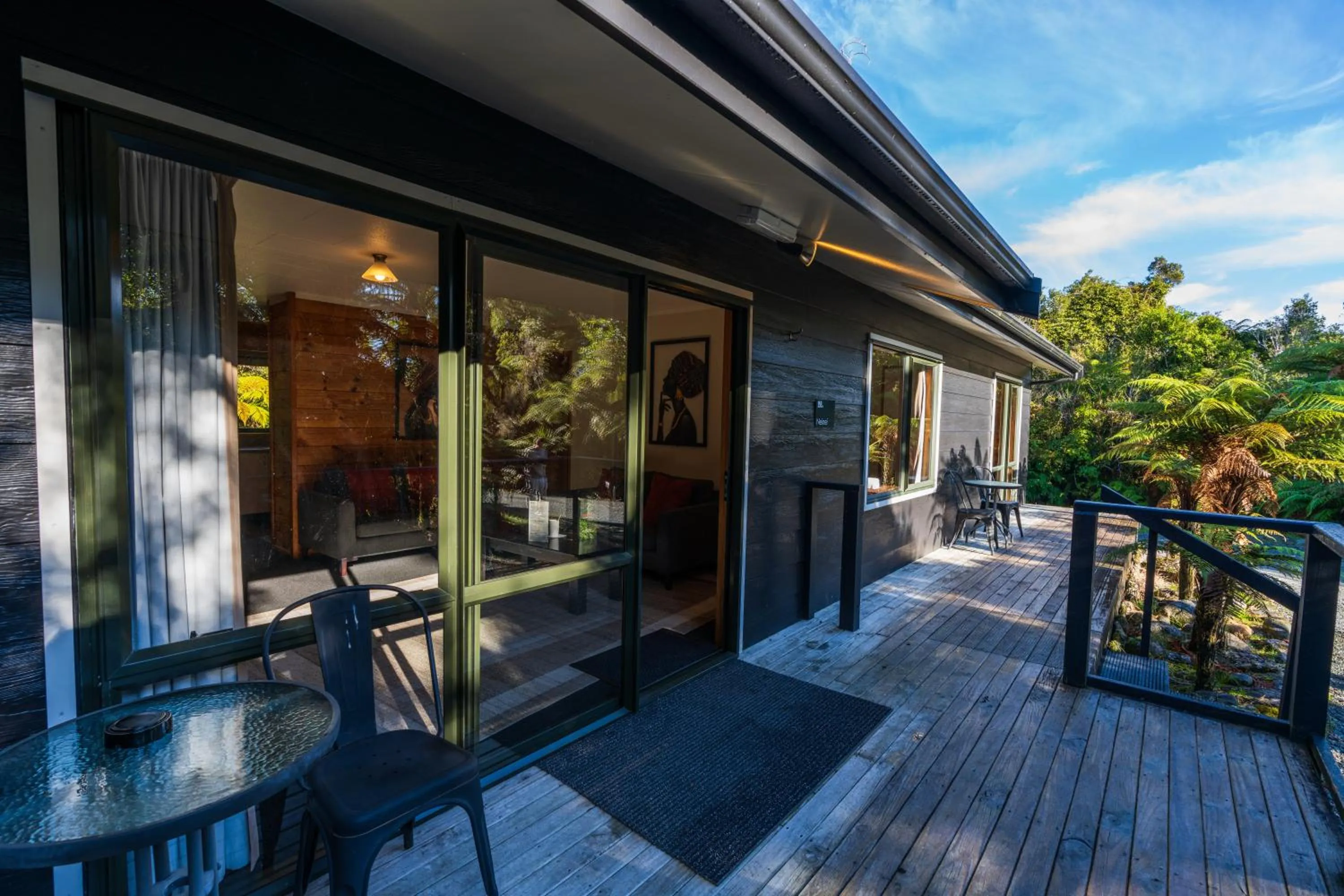 Patio in Rainforest Retreat
