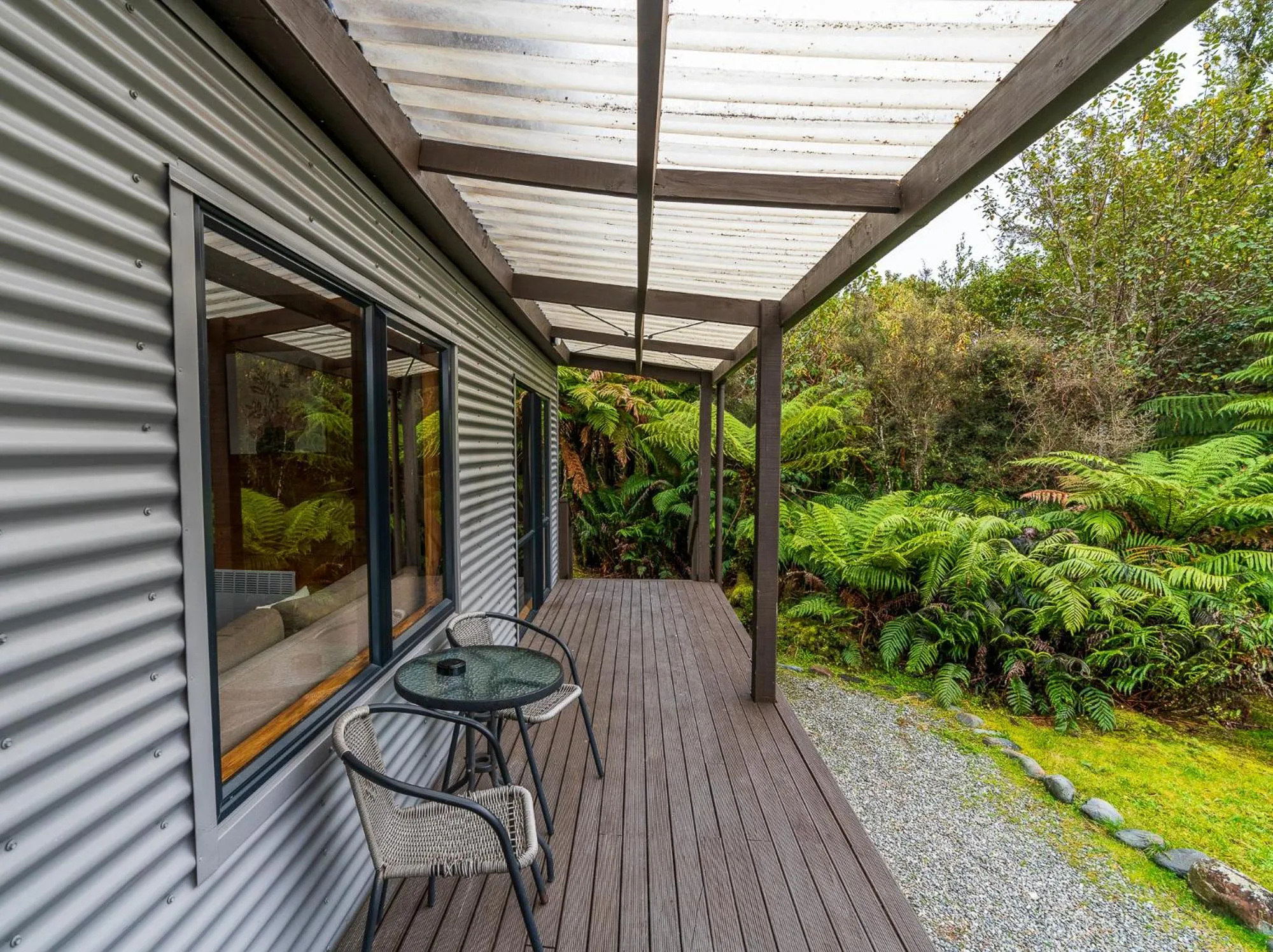 Patio in Rainforest Retreat