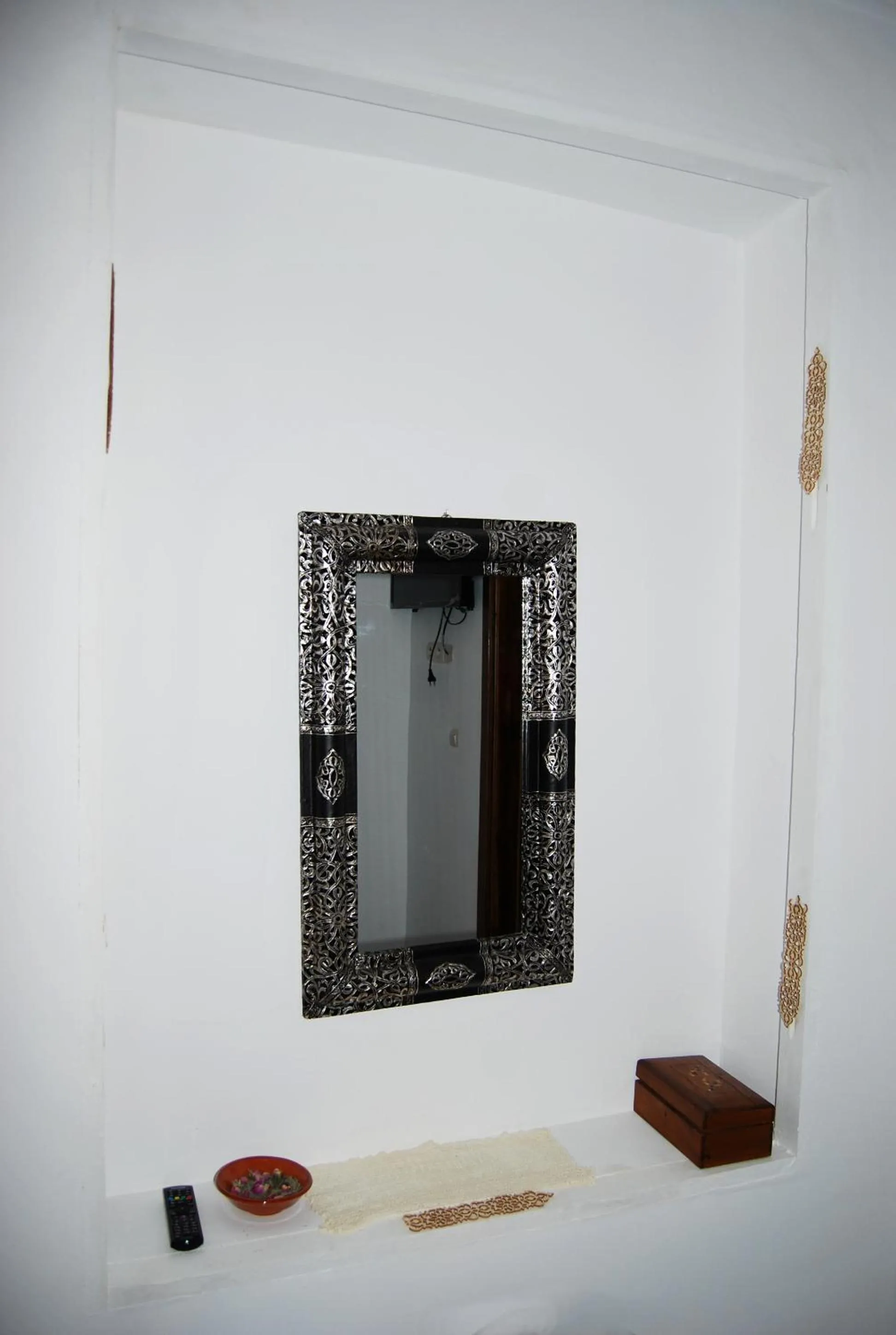 Internal: Not applicable to any particular room in Ryad Bianco