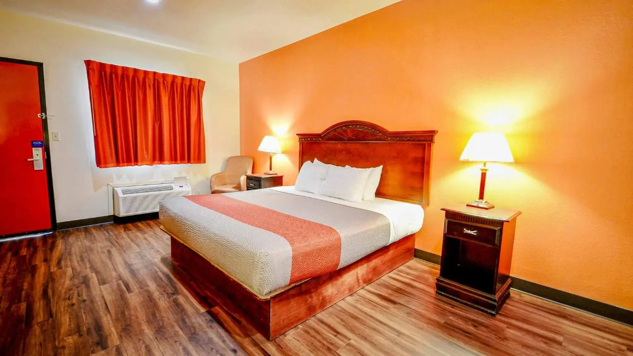 Photo of the whole room, Bed in Motel 6-Atoka, OK Photo of the whole room, Bed in Motel 6-Atoka, OK