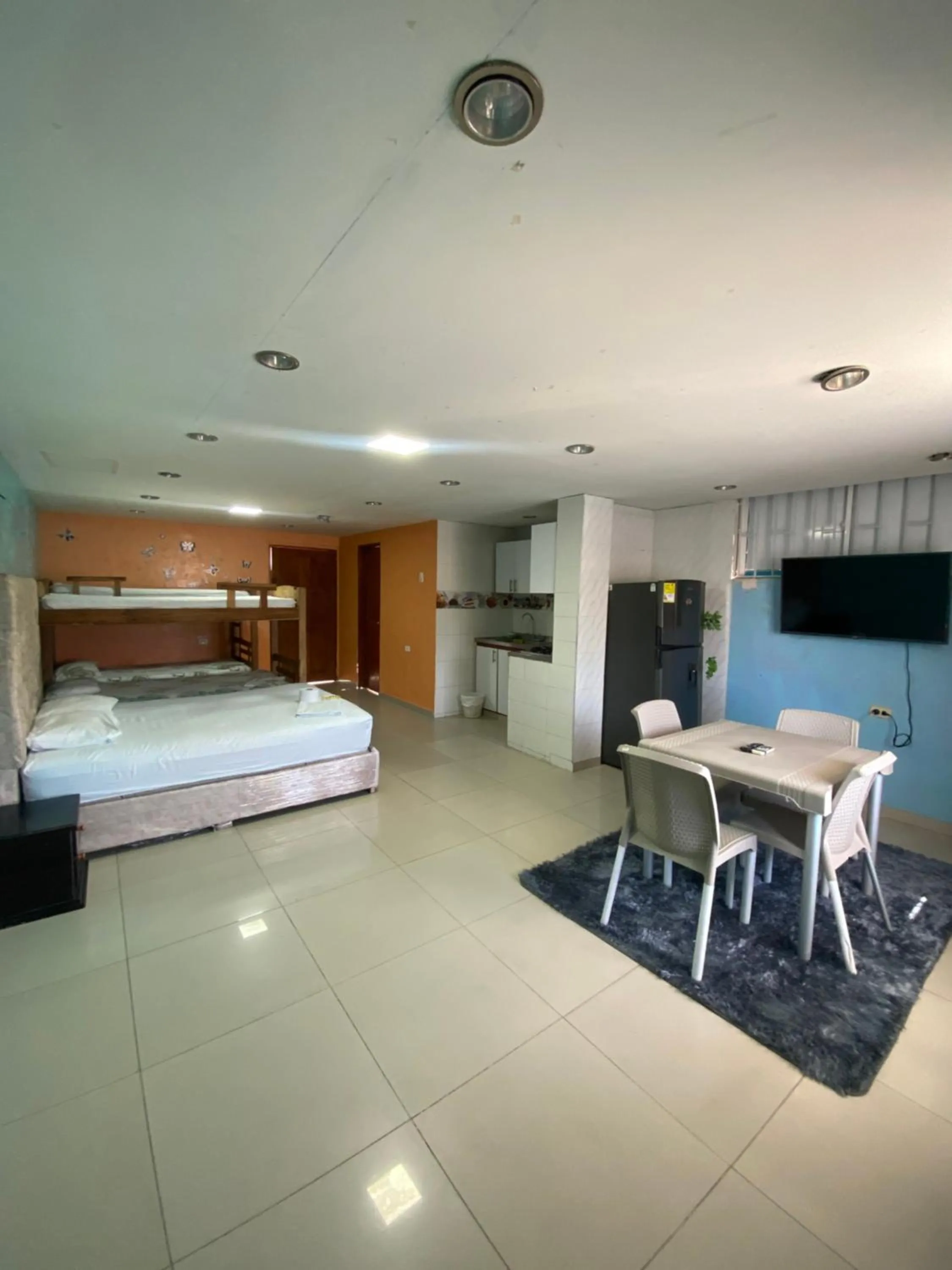 Apartment with Balcony - single occupancy in Posada Dakema