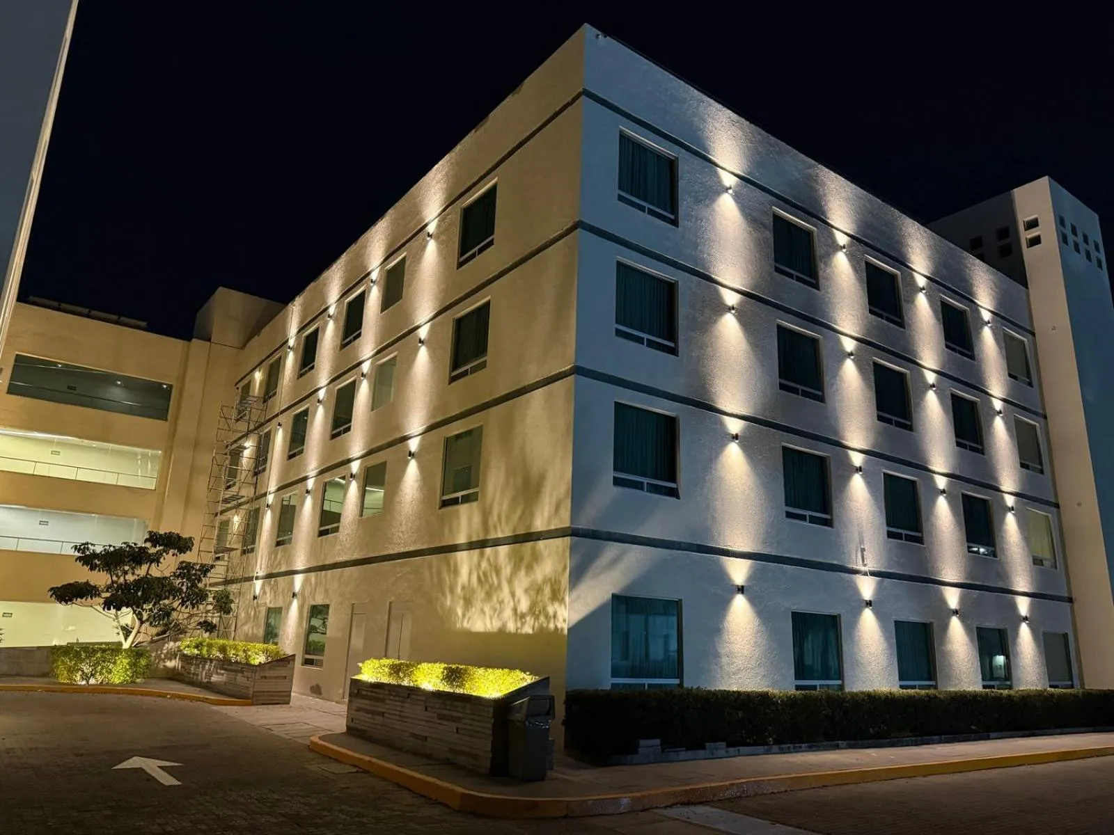 Property building in Radisson Poliforum Plaza Hotel Leon