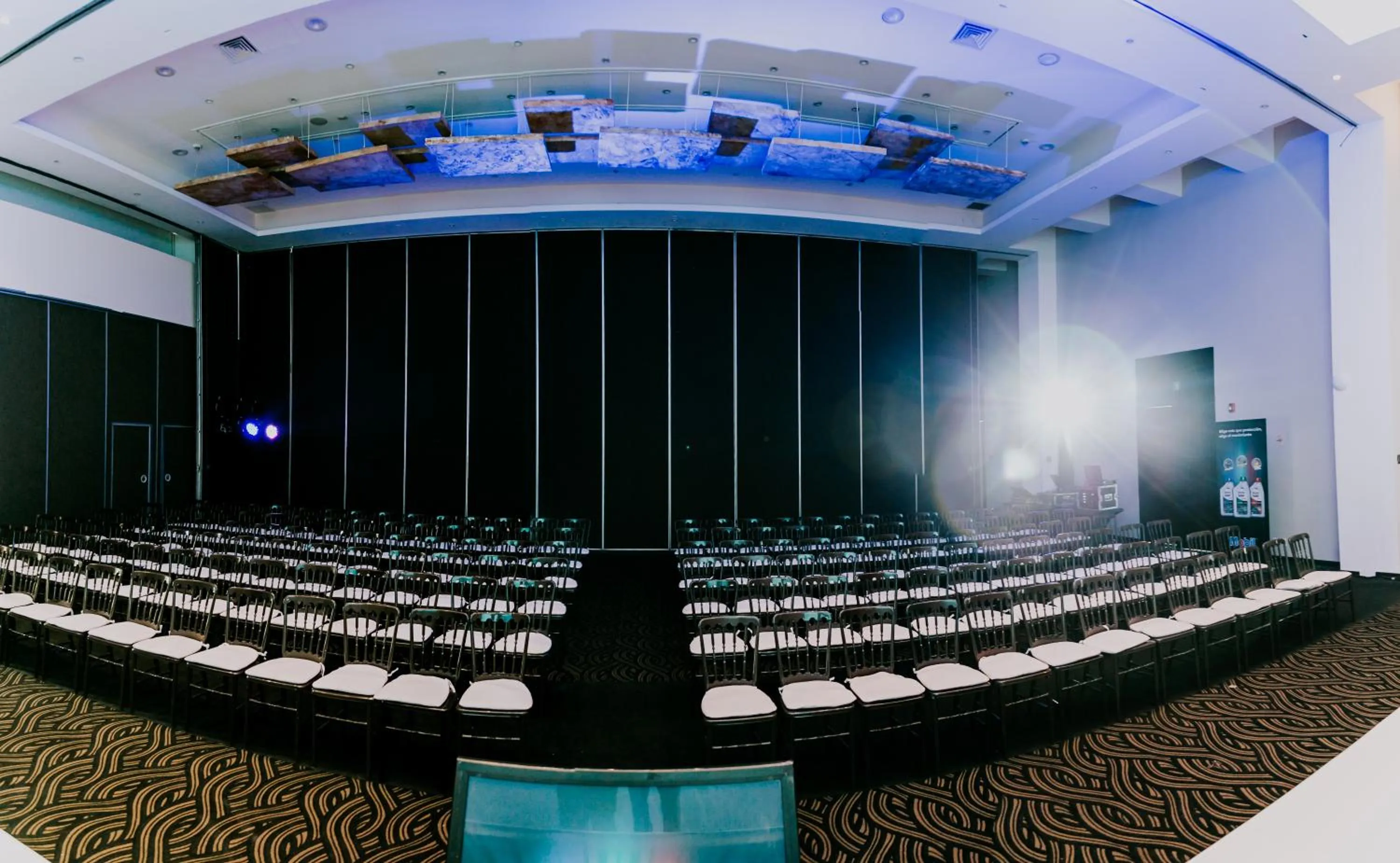 Meeting/conference room in Radisson Poliforum Plaza Hotel Leon