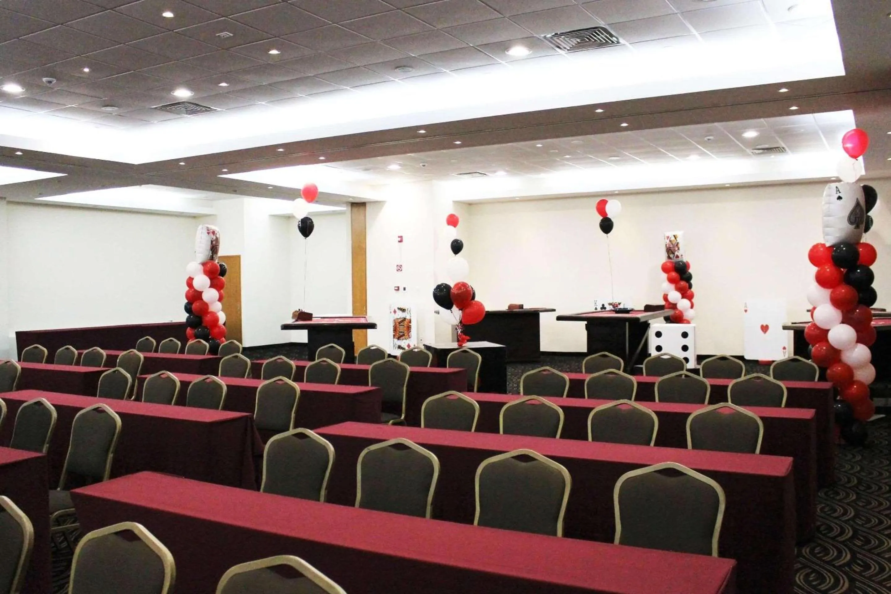 Meeting/conference room in Radisson Poliforum Plaza Hotel Leon