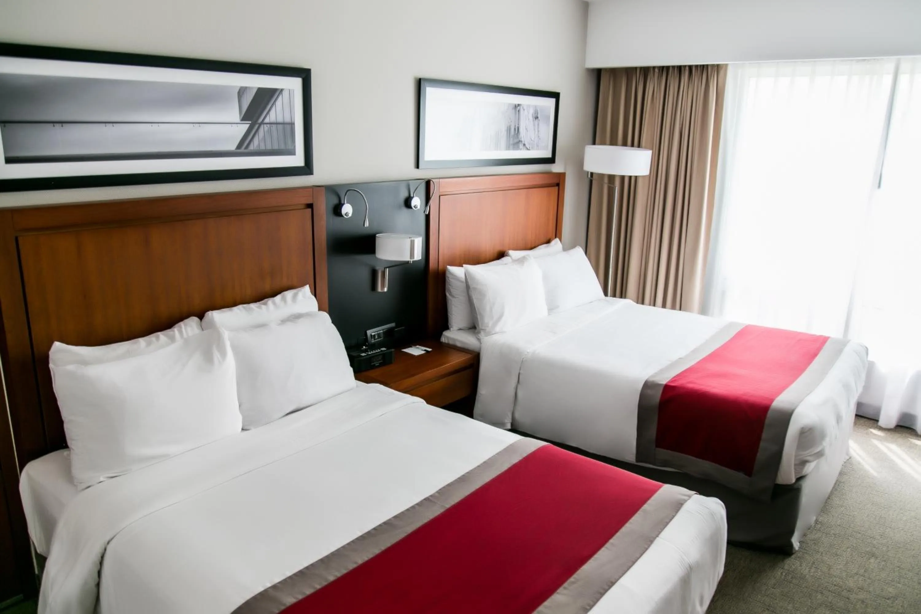 Bedroom, Bed in Radisson Poliforum Plaza Hotel Leon