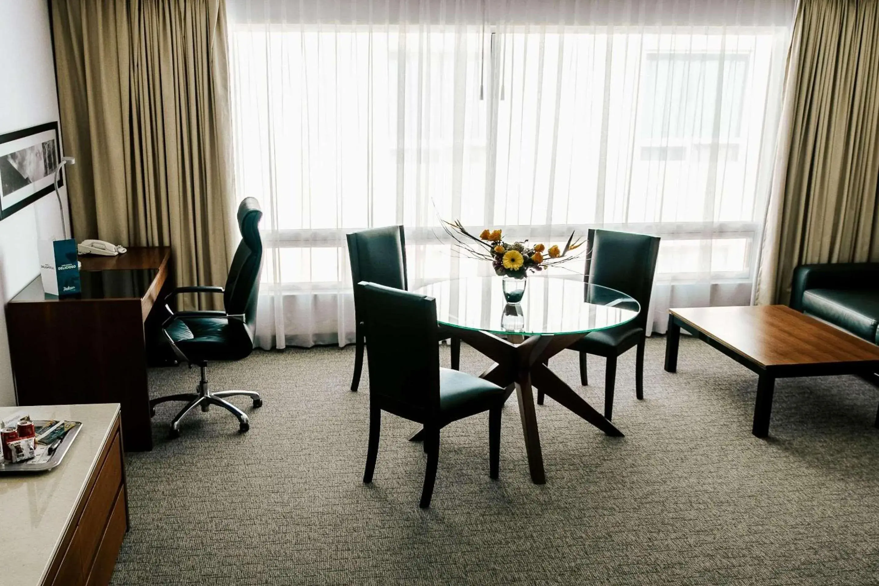 Bedroom in Radisson Poliforum Plaza Hotel Leon Bedroom in Radisson Poliforum Plaza Hotel Leon