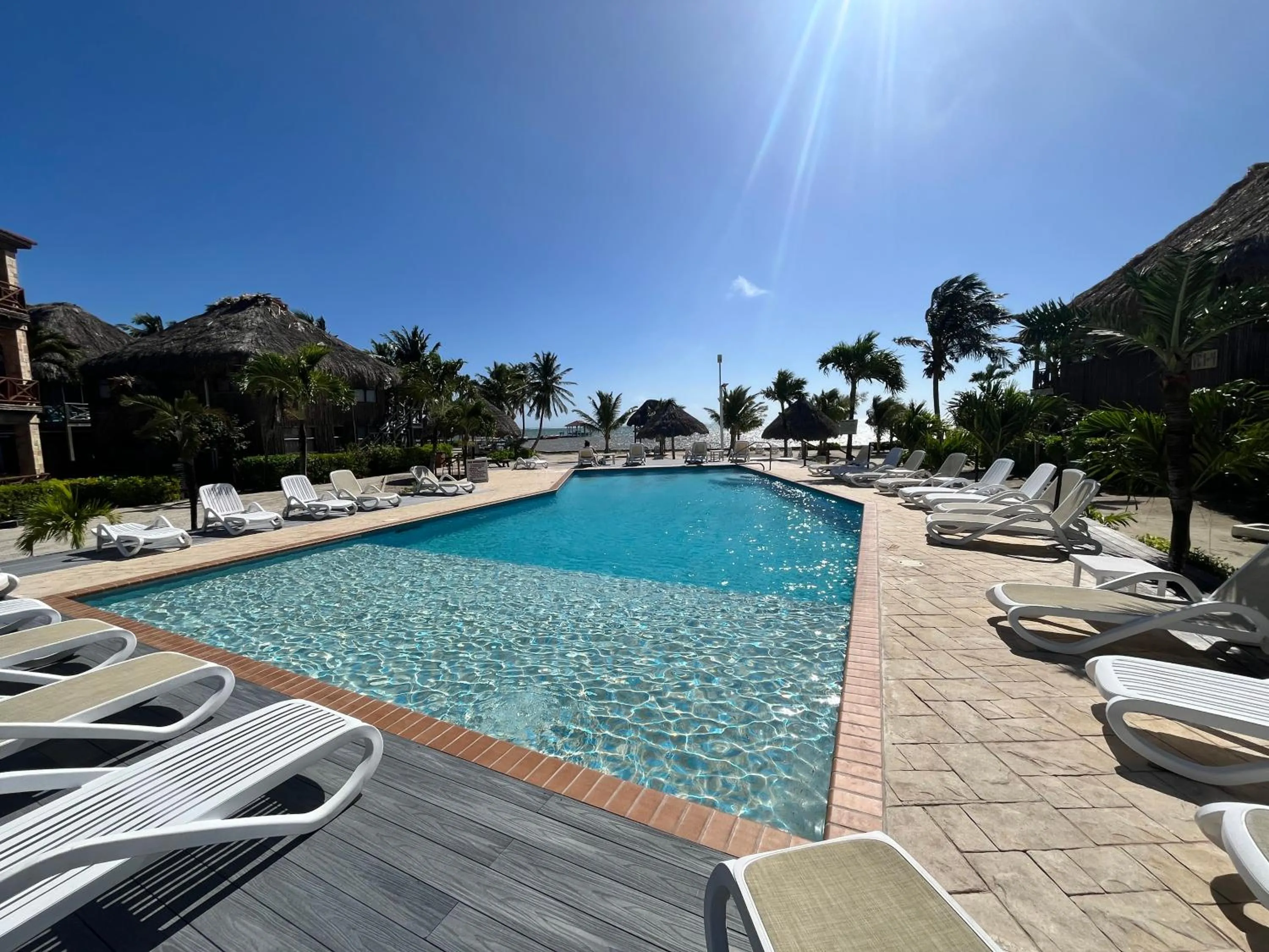 Pool view in Captain Morgan's Retreat