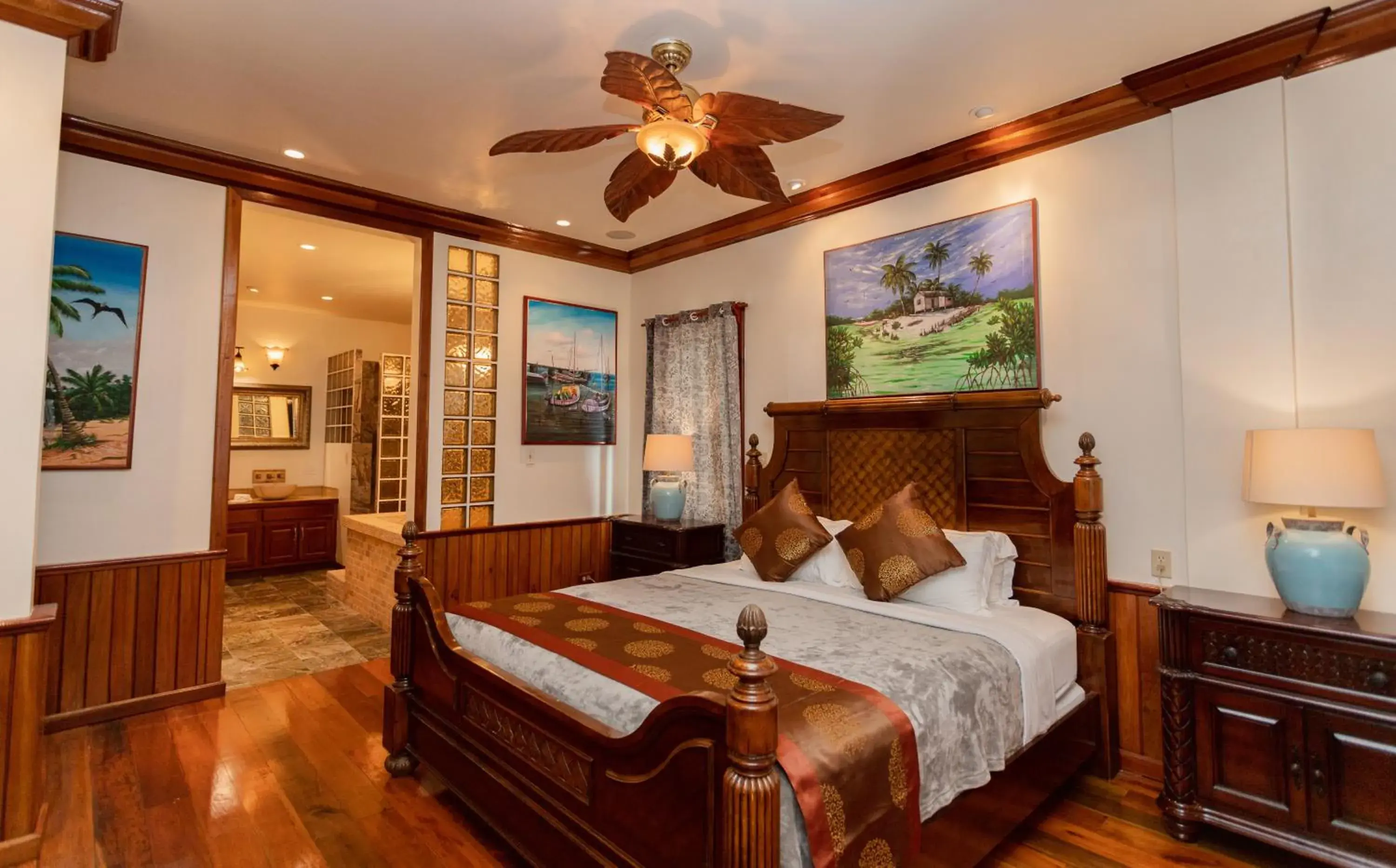 Luxury Two-Bedroom Apartment in Captain Morgan's Retreat Luxury Two-Bedroom Apartment in Captain Morgan's Retreat