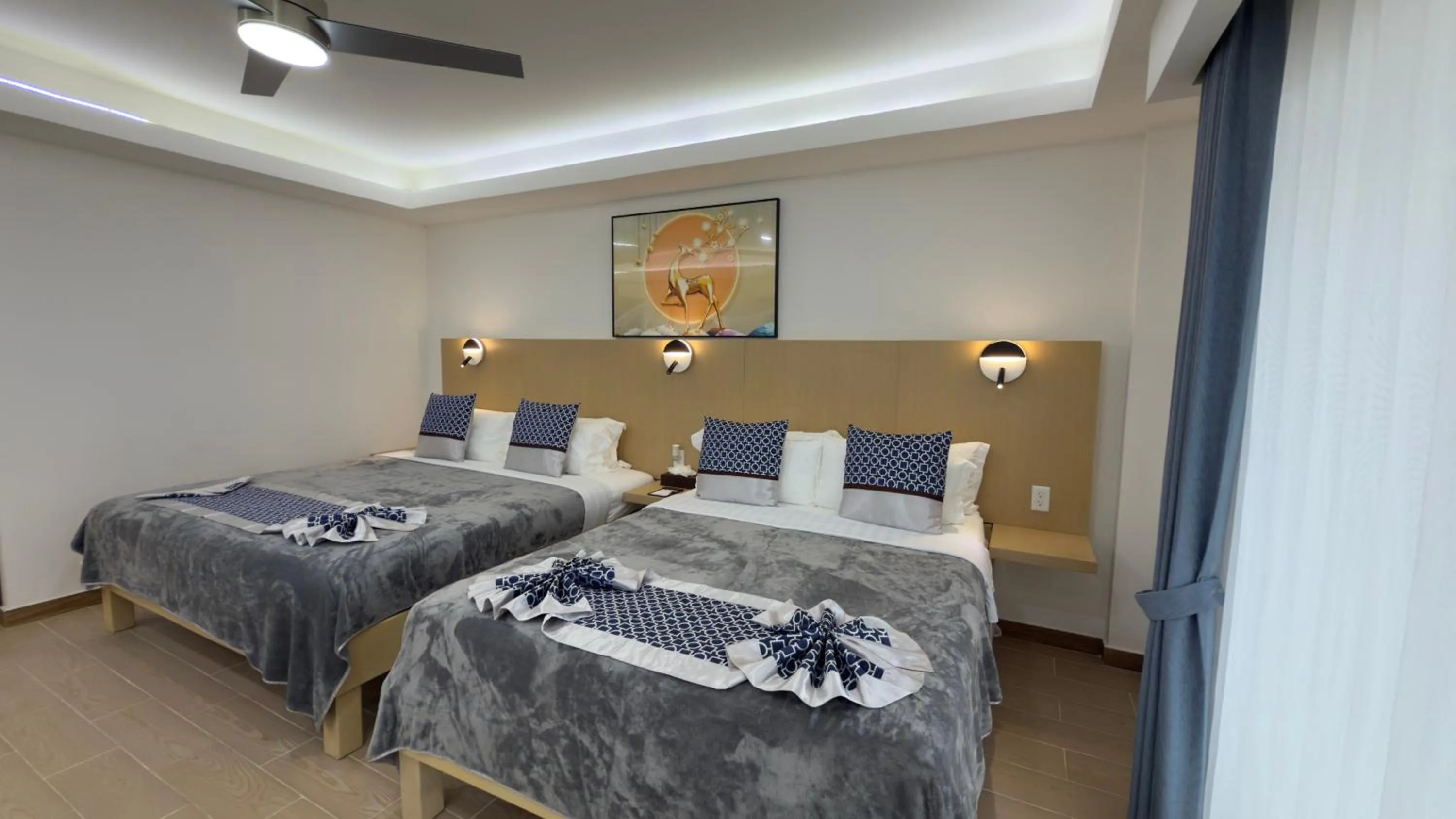 Bed in Captain Morgan's Retreat